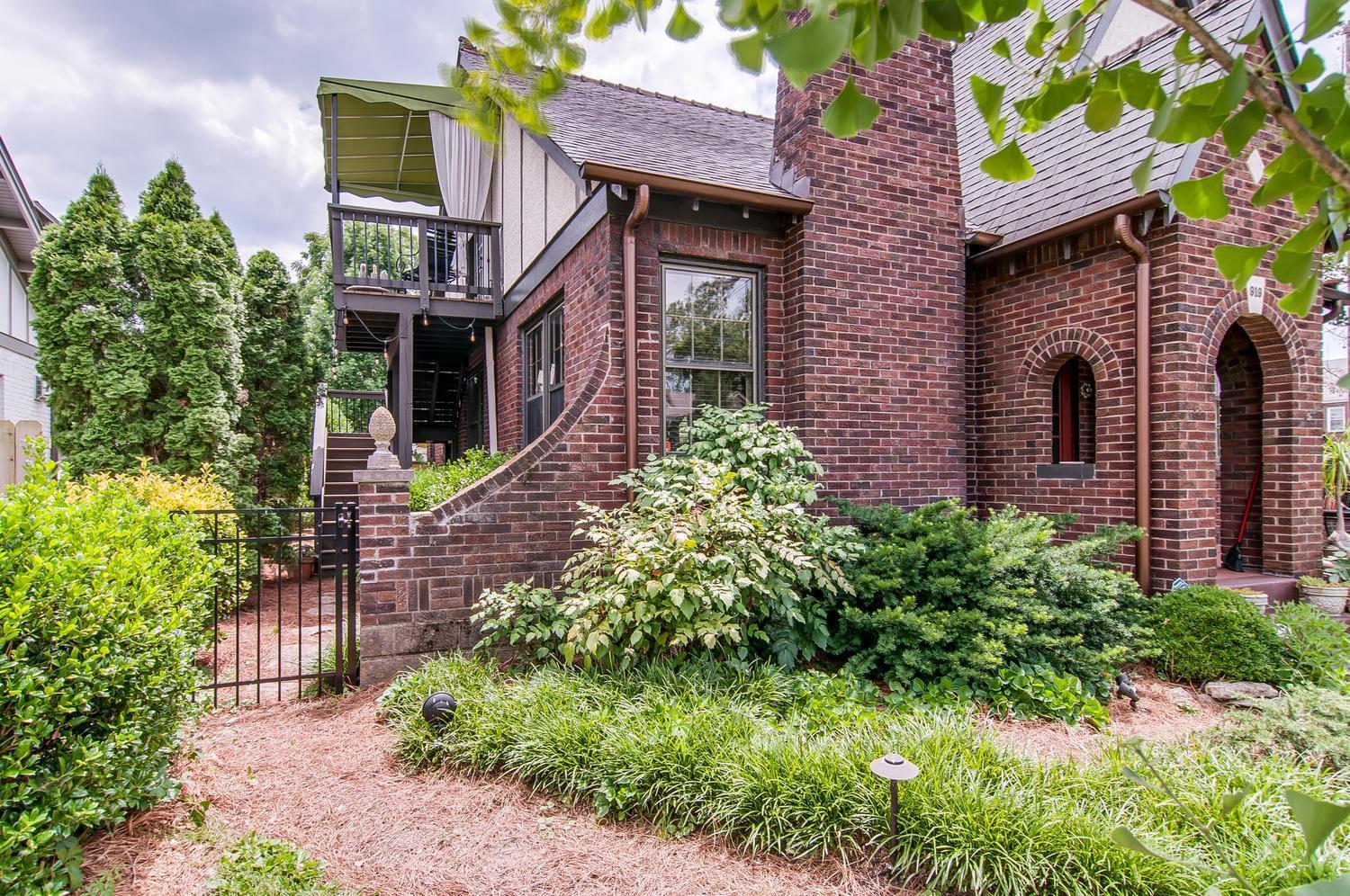 The Honey Bee By Local * Nashville