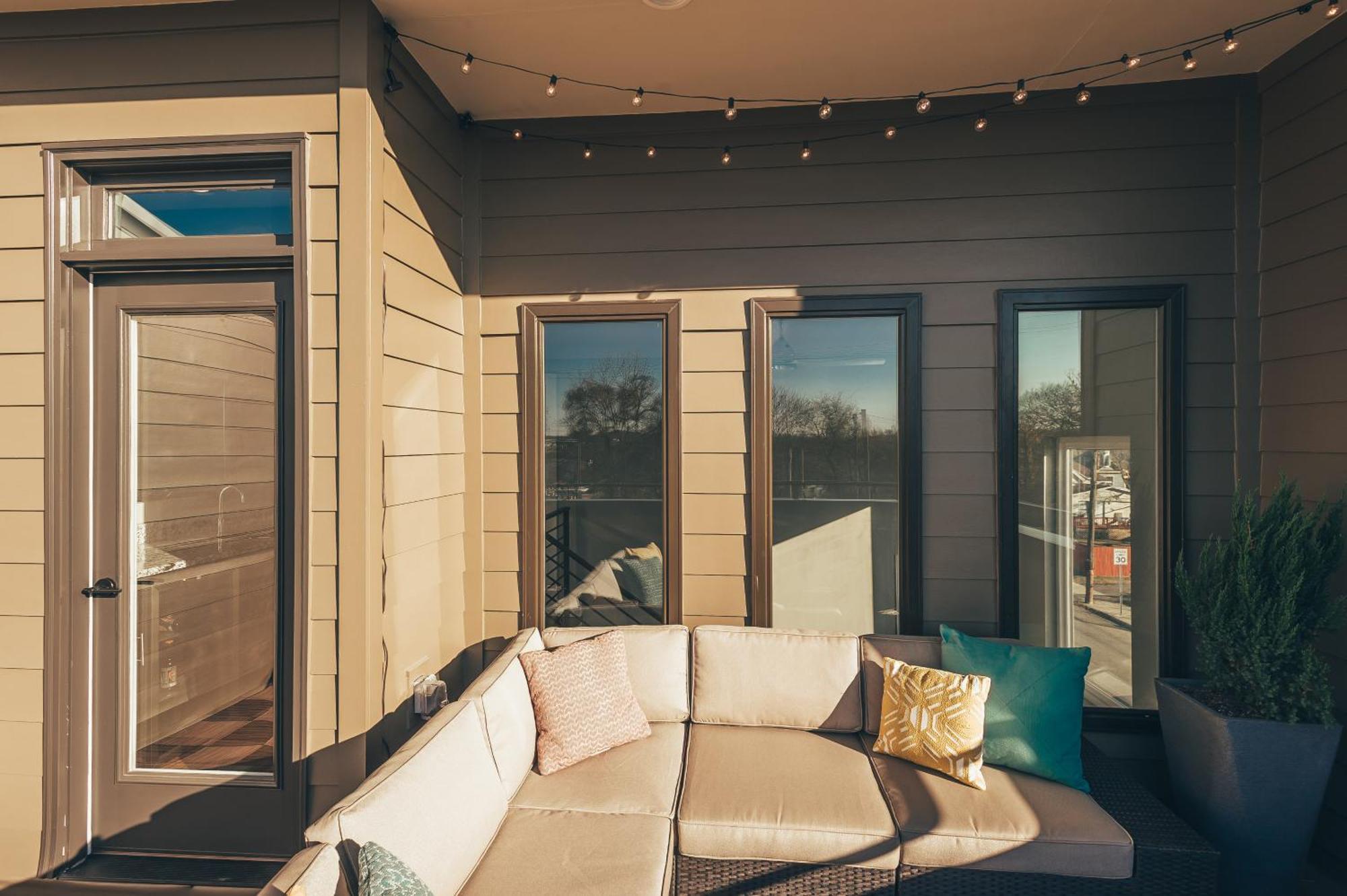 The Horizon Haven By Local * Nashville