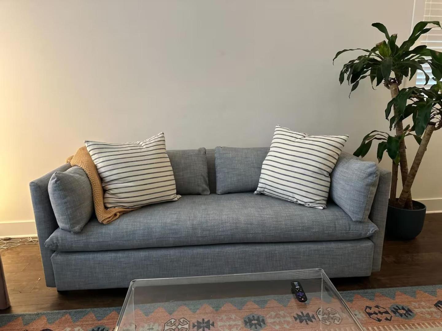 The Hall Haus By Local Holiday home *