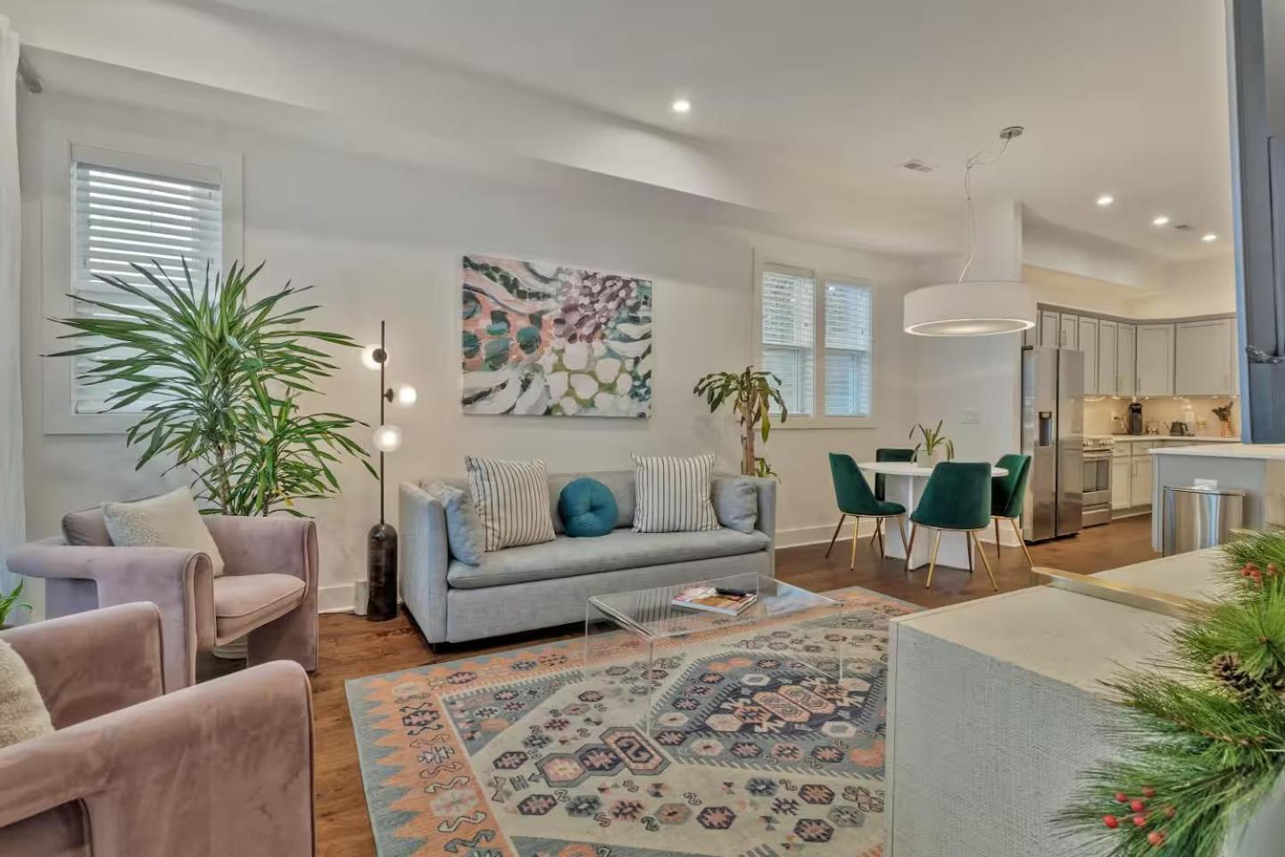 The Hall Haus By Local Holiday home Nashville