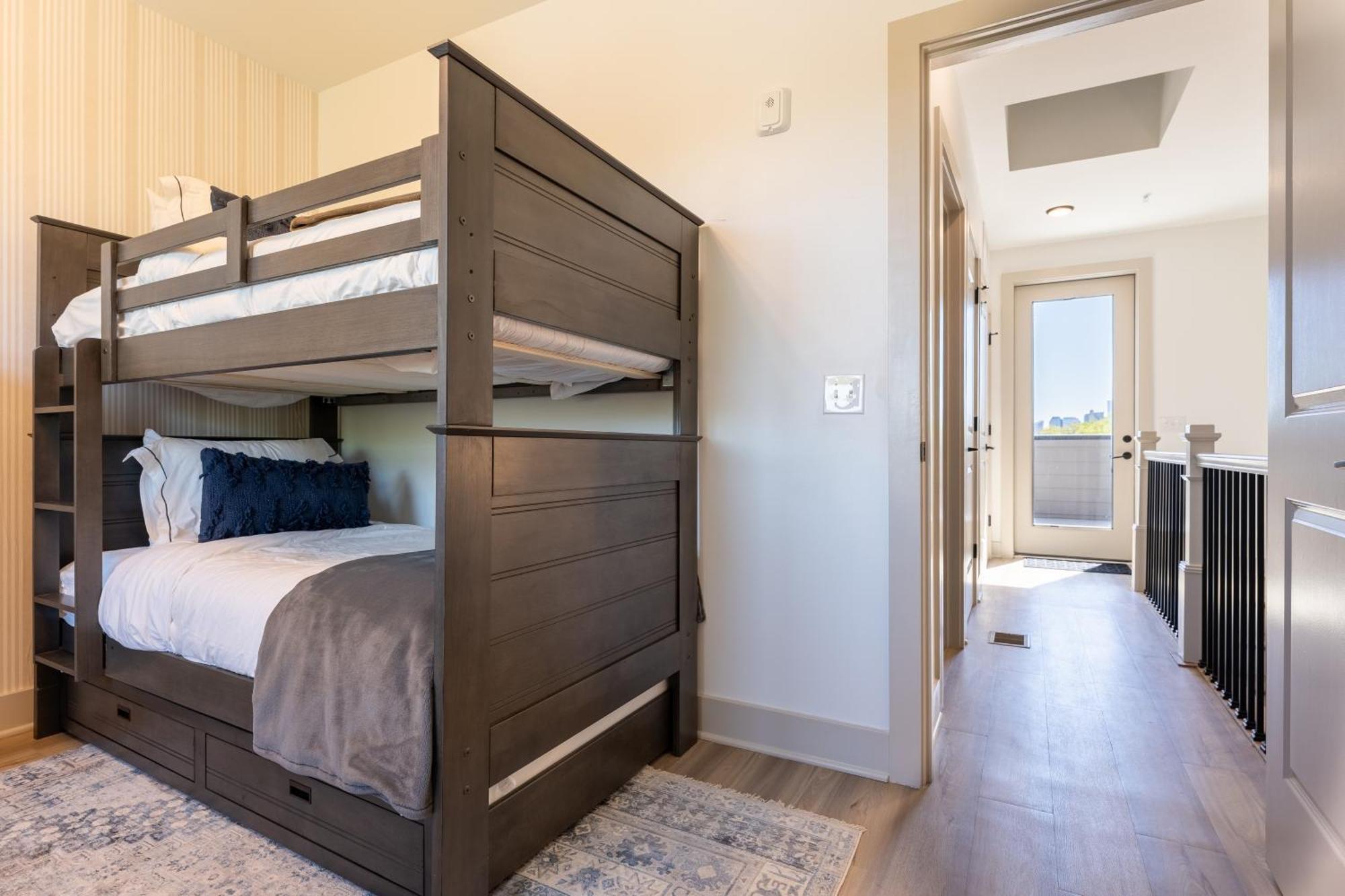 Let The Good Times Roll By Local * Nashville