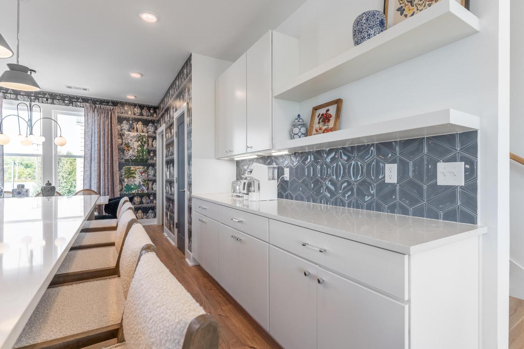 Henley At The Lucy By Local Holiday home *