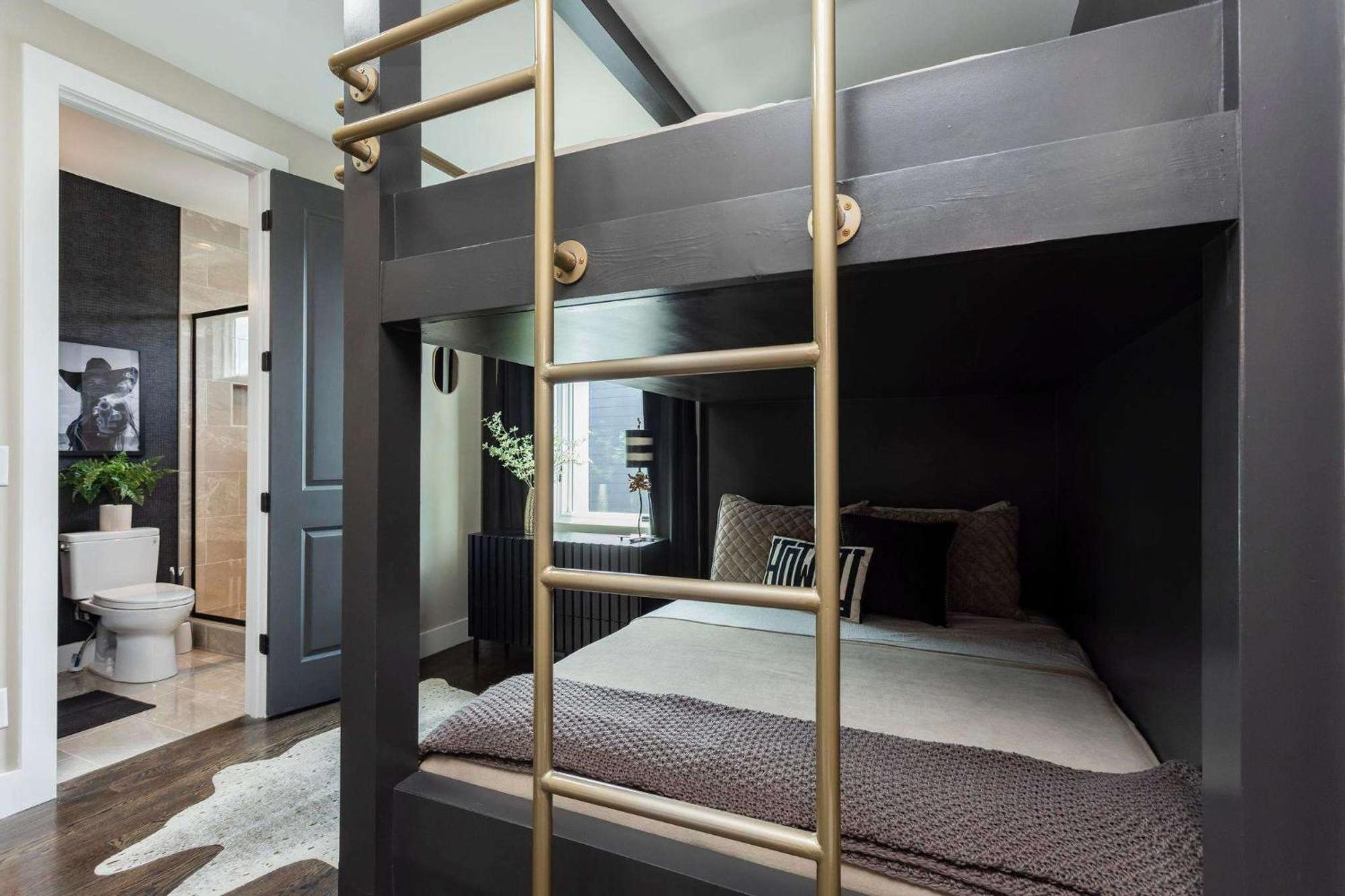 Brand New Elegance Rooftop Views Of Holiday home Nashville