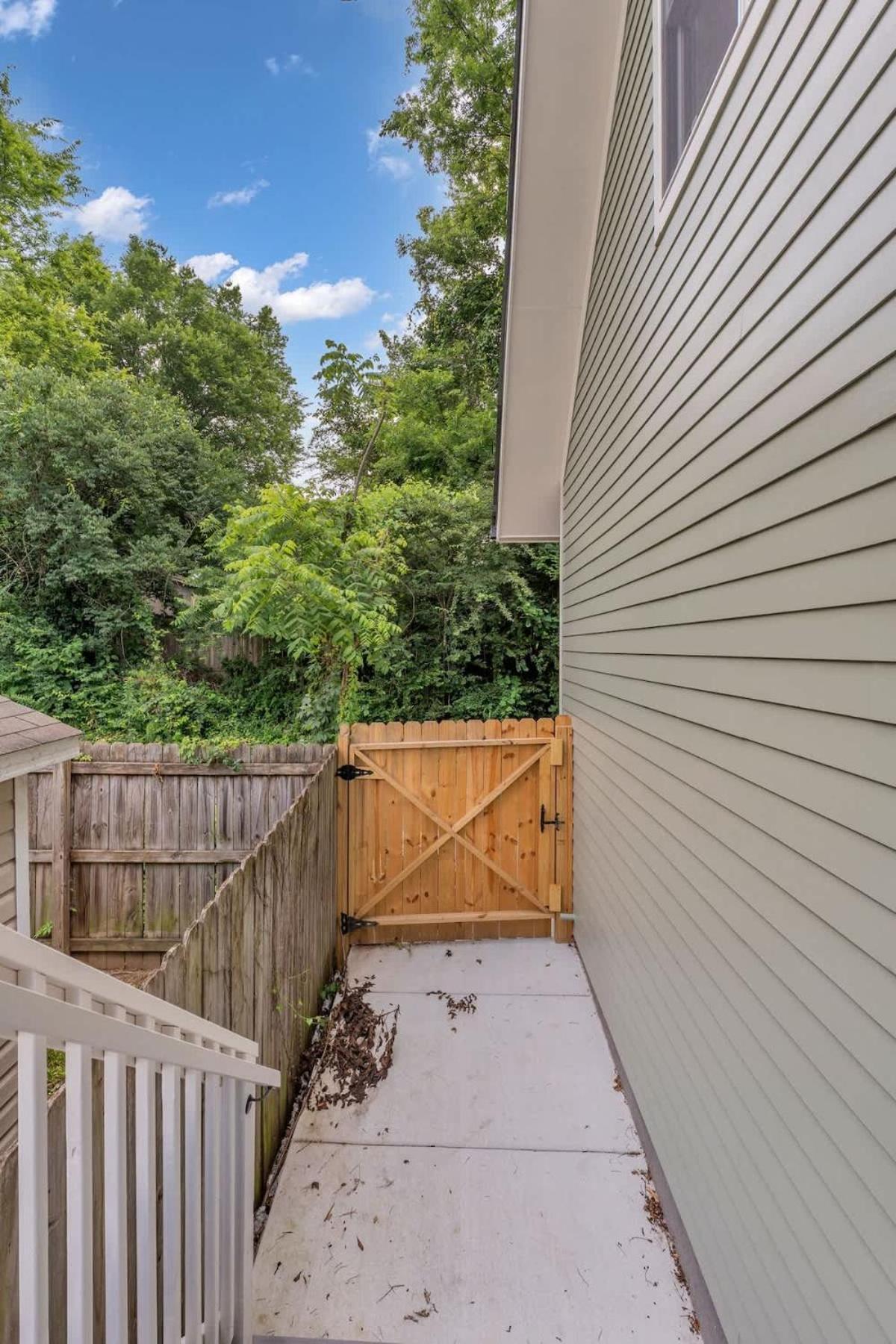 Apartment East Greenwood Treehouse Close To Dt *