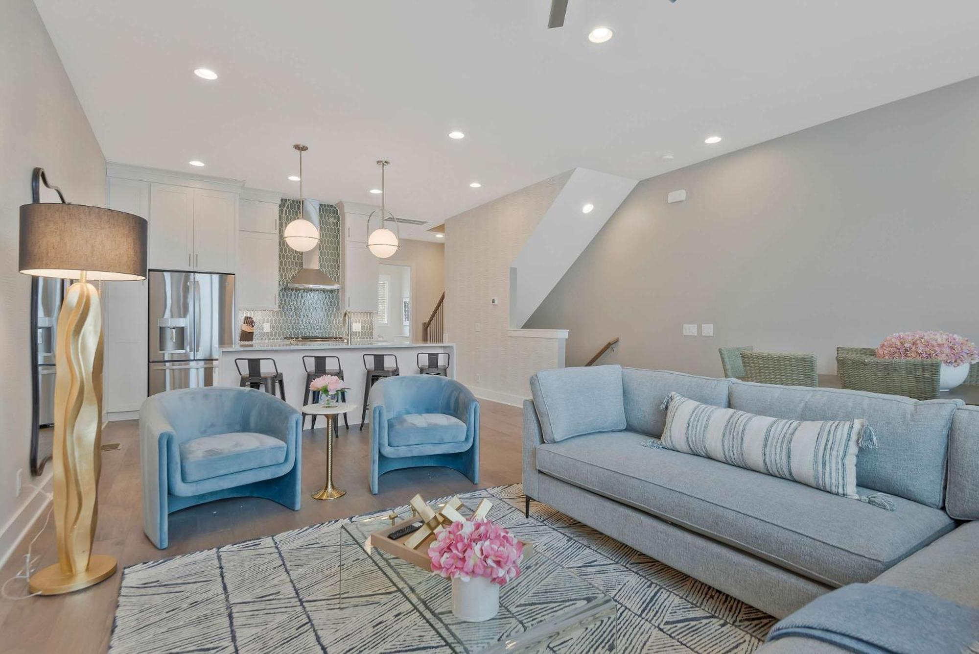 Luxe Music Show House Walk To Geodis Park Holiday home