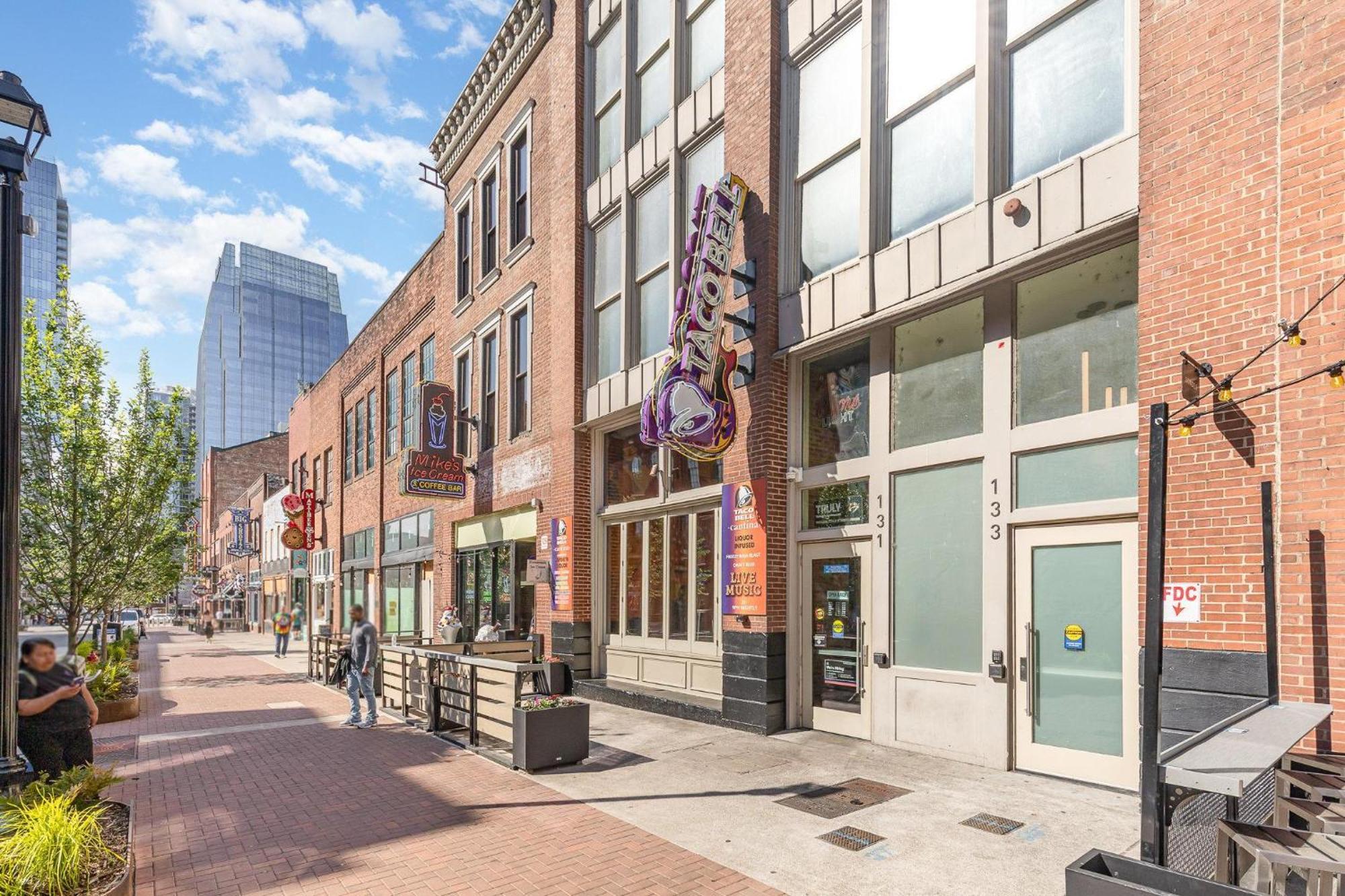 The Saddlery-frequency-2 Units-walk 2 Broadway