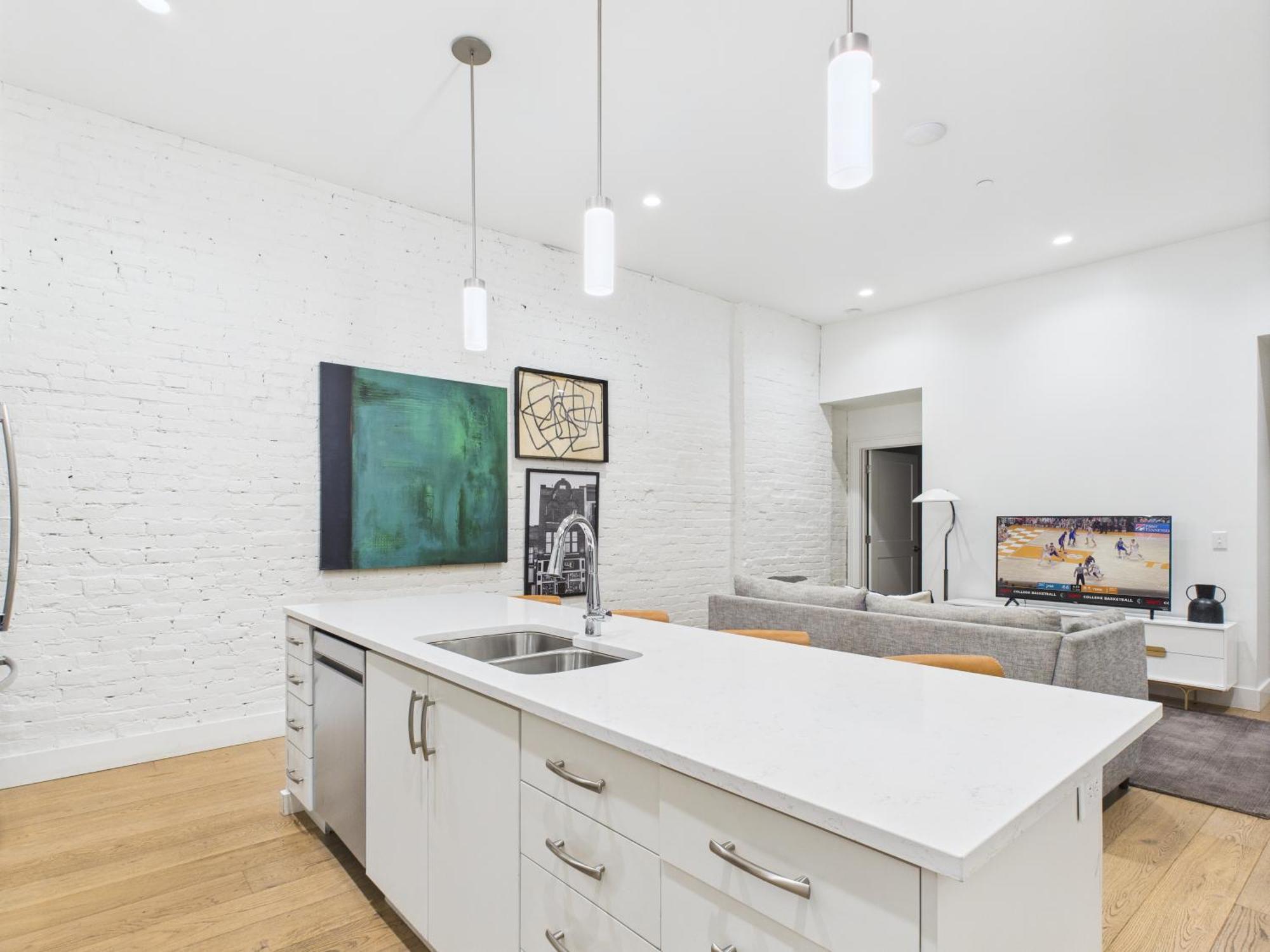 The Saddlery-setlist-4 Combo Unit-walk To Broadway *