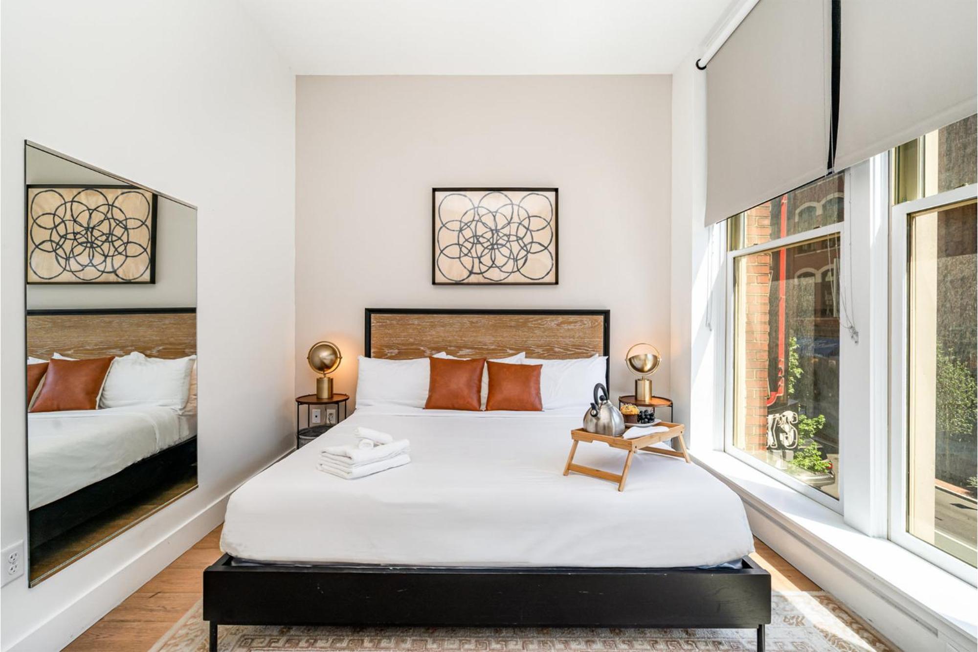 Holiday home The Saddlery-setlist-4 Combo Unit-walk To Broadway *