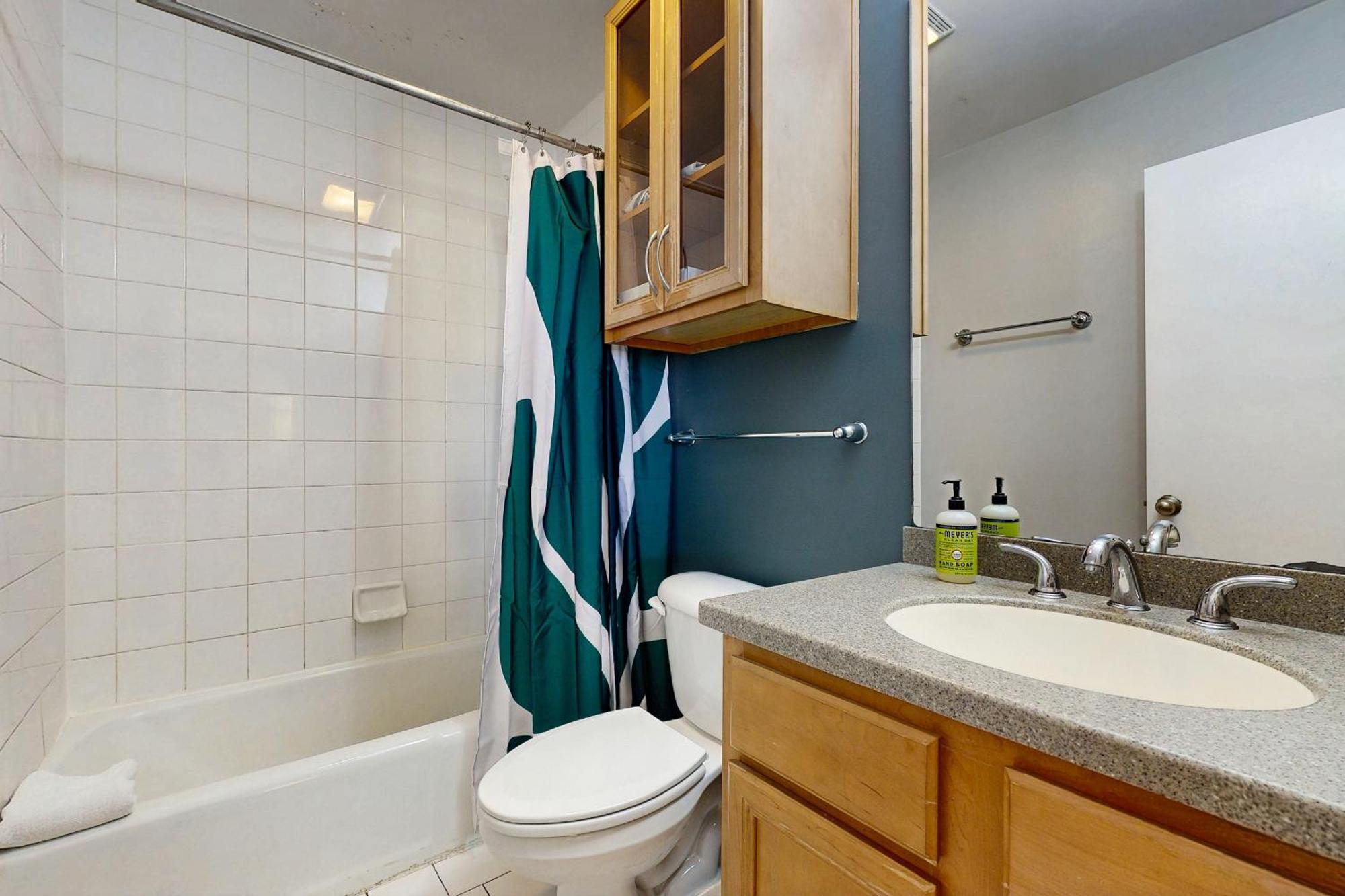 Apartment Rollin' On The River Nashville