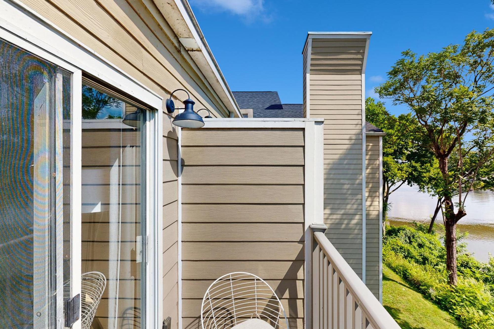 Rollin' On The River Nashville