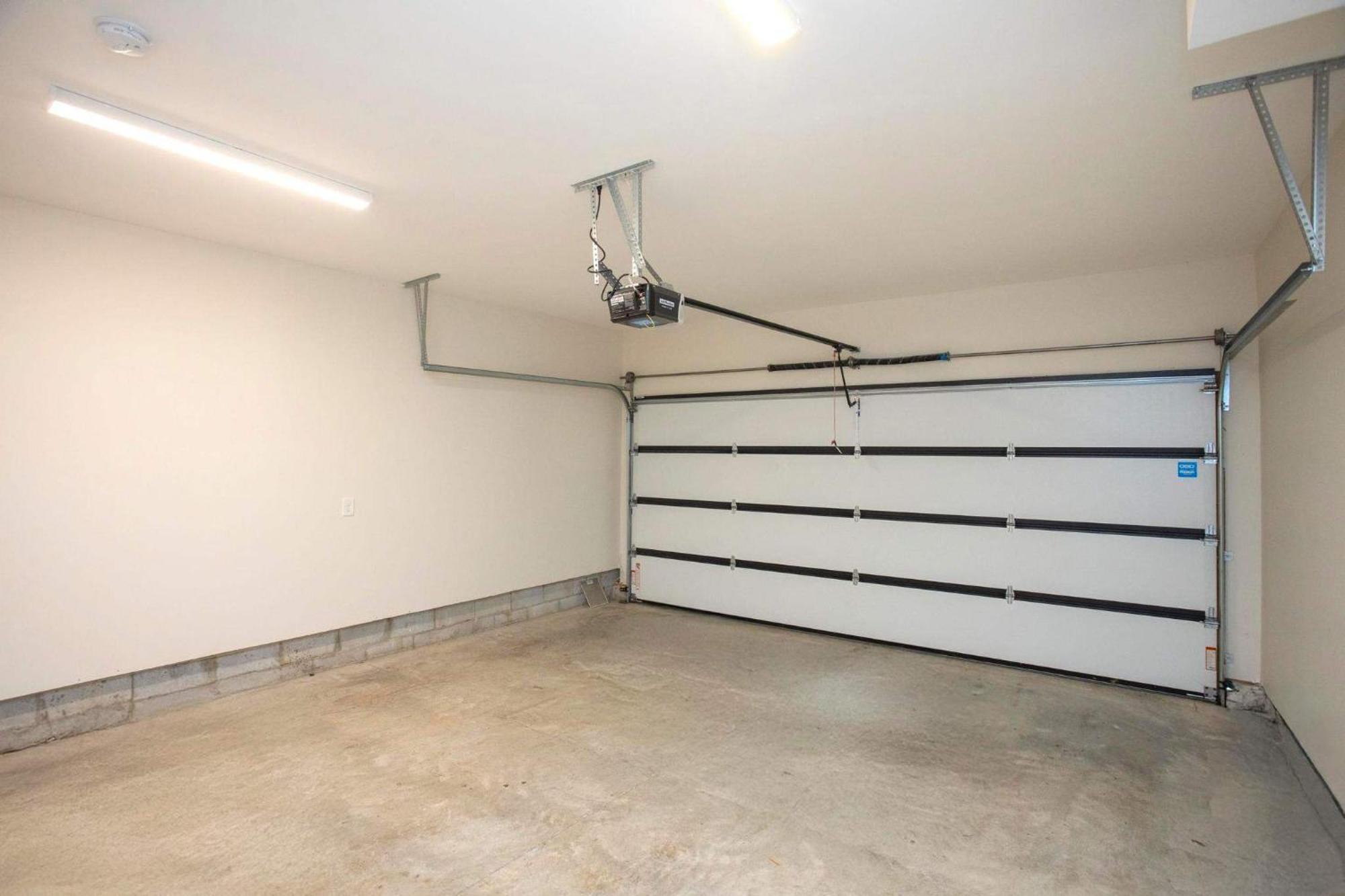 Play At 8th & Argyle Elite Vacation Spot *