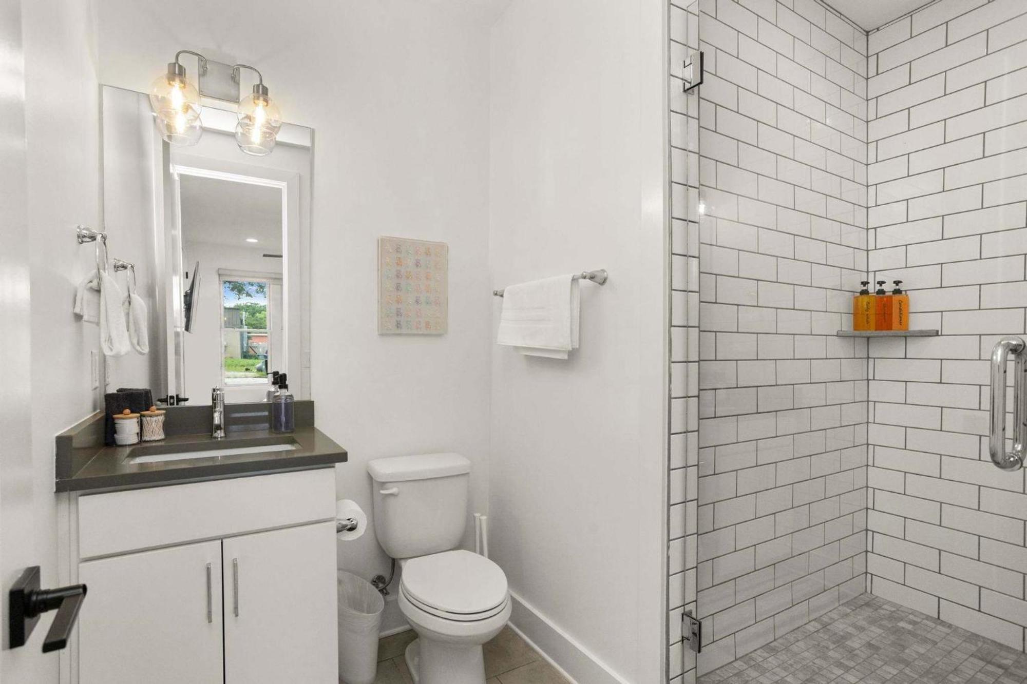 Holiday home Play At 8th & Argyle Elite Vacation Spot *