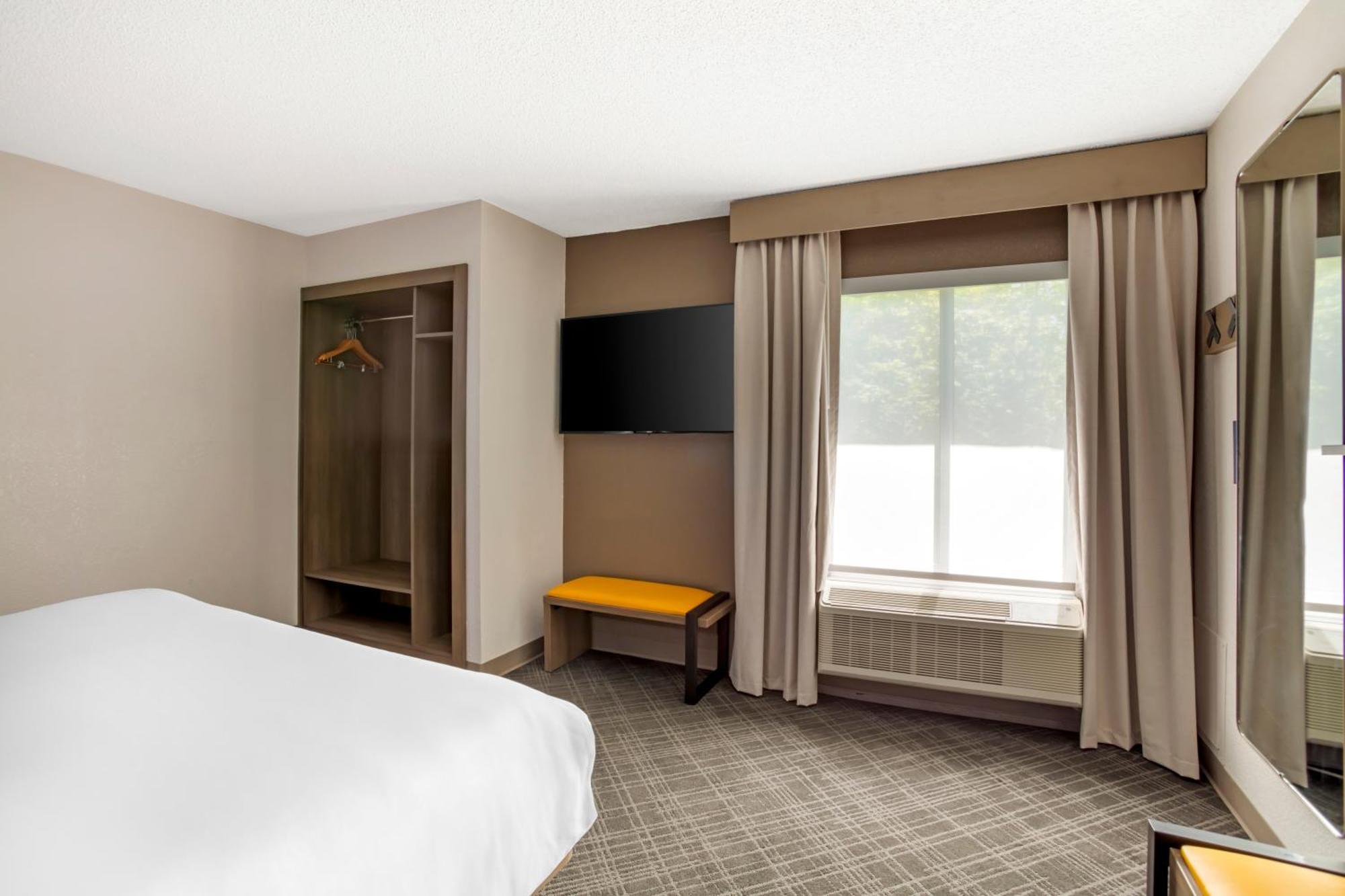 Hotel Comfort Airport - Bna Nashville
