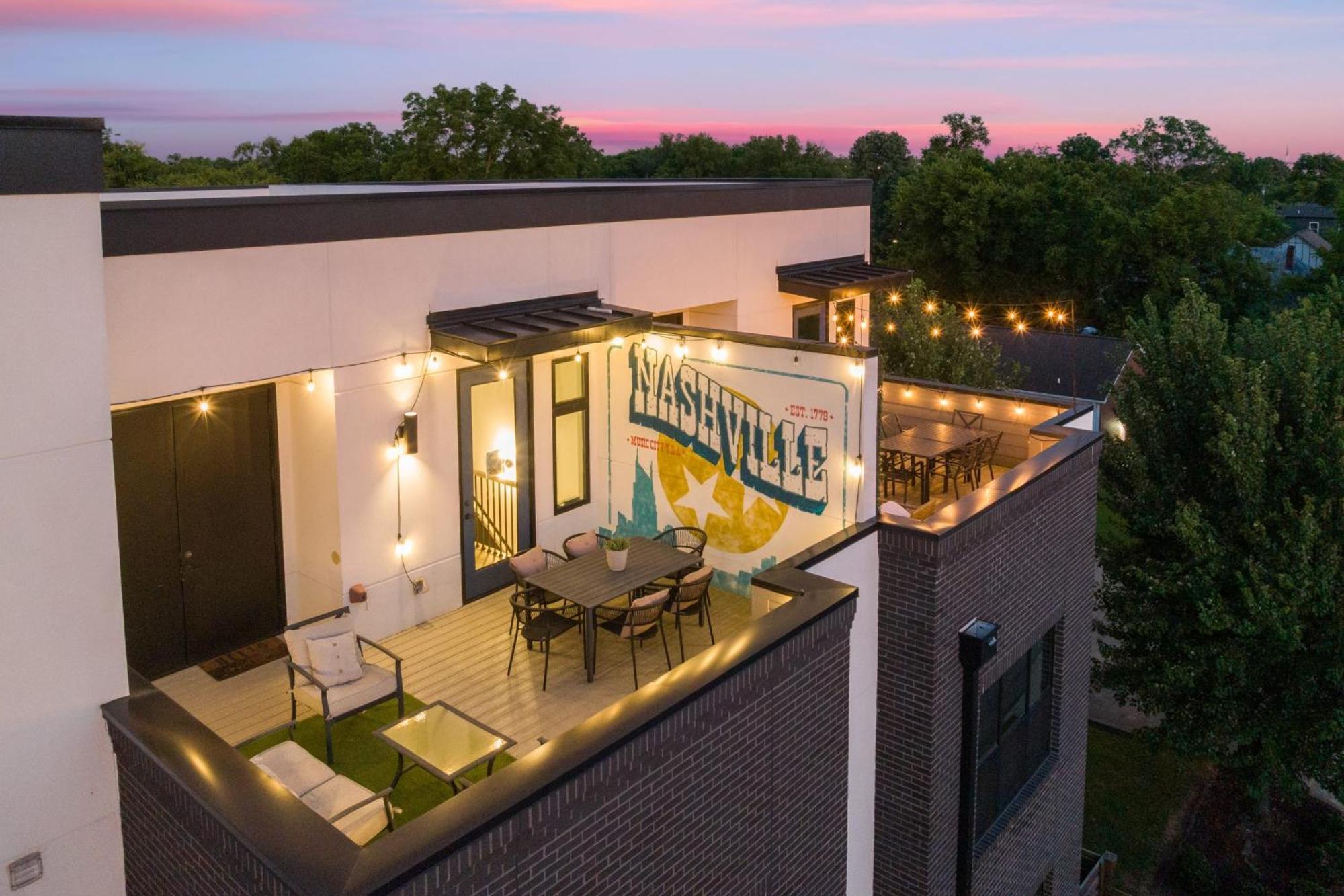 Skyline Soundhouse By Avantstay Rooftop Deck Game Near East Broadway *