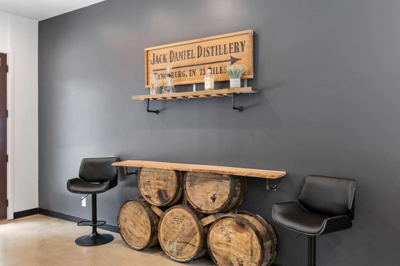 12 South Walk To Belmont With Deck And Patio Nashville