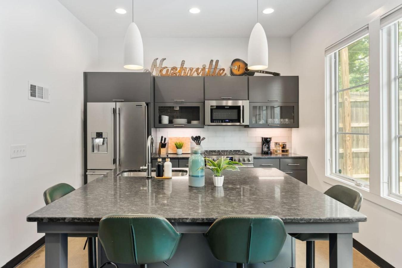 12 South Walk To Belmont With Deck And Patio Holiday home