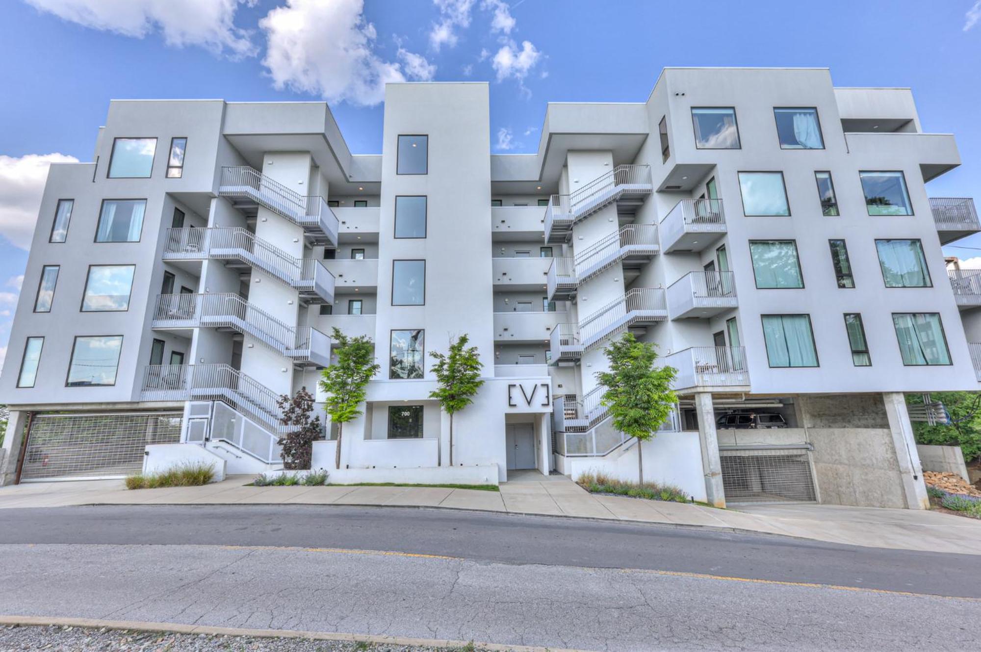 Boutique On Nashville's Riverfront- Eve #402 Holiday home *