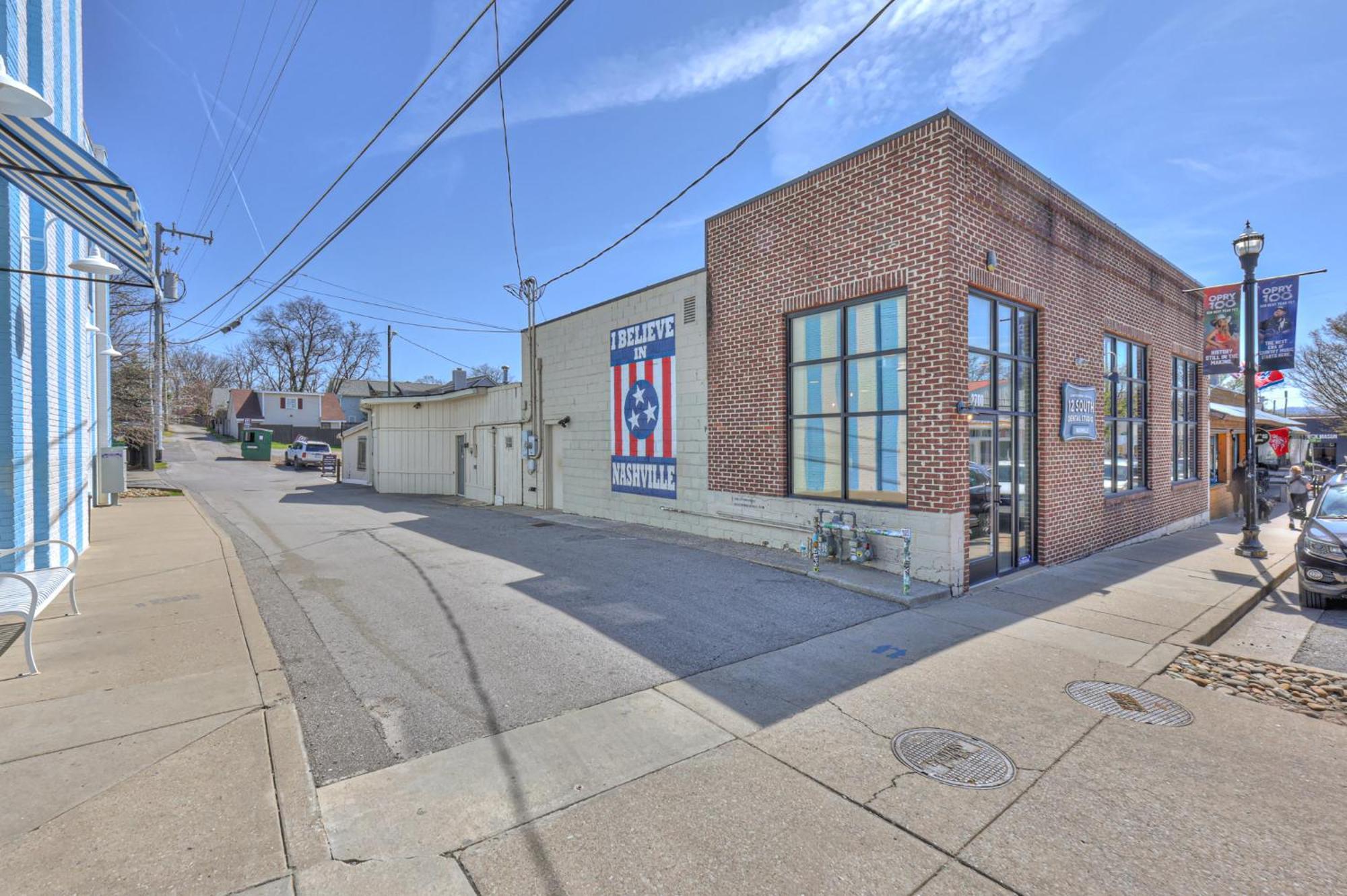 Boutique In Heart Of Dynamic 12 South #203 Nashville