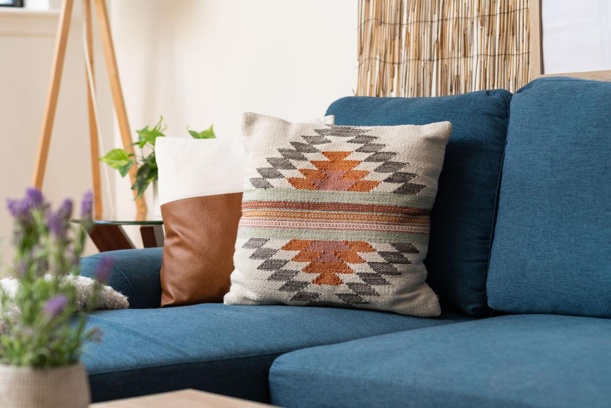 Dollys Dreamhouse, Mean Girls Retreat Unit 8 *