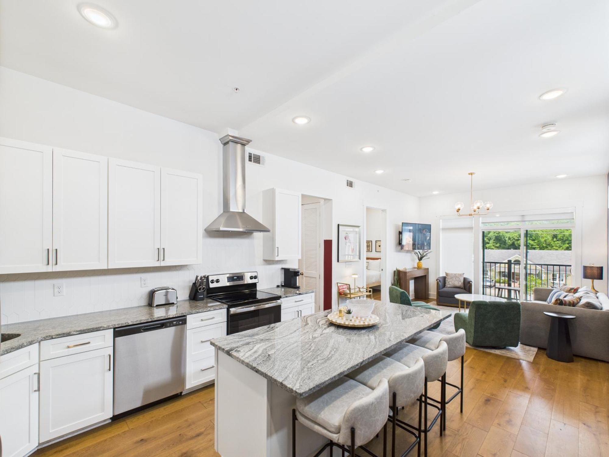 Gallatin Retreat-private Balcony-in East * Nashville