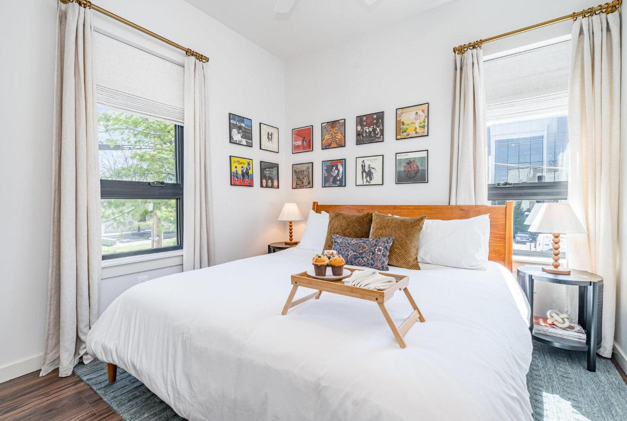 Harmony Octave-2 Units-pool/gym-4 Mins To Broadway