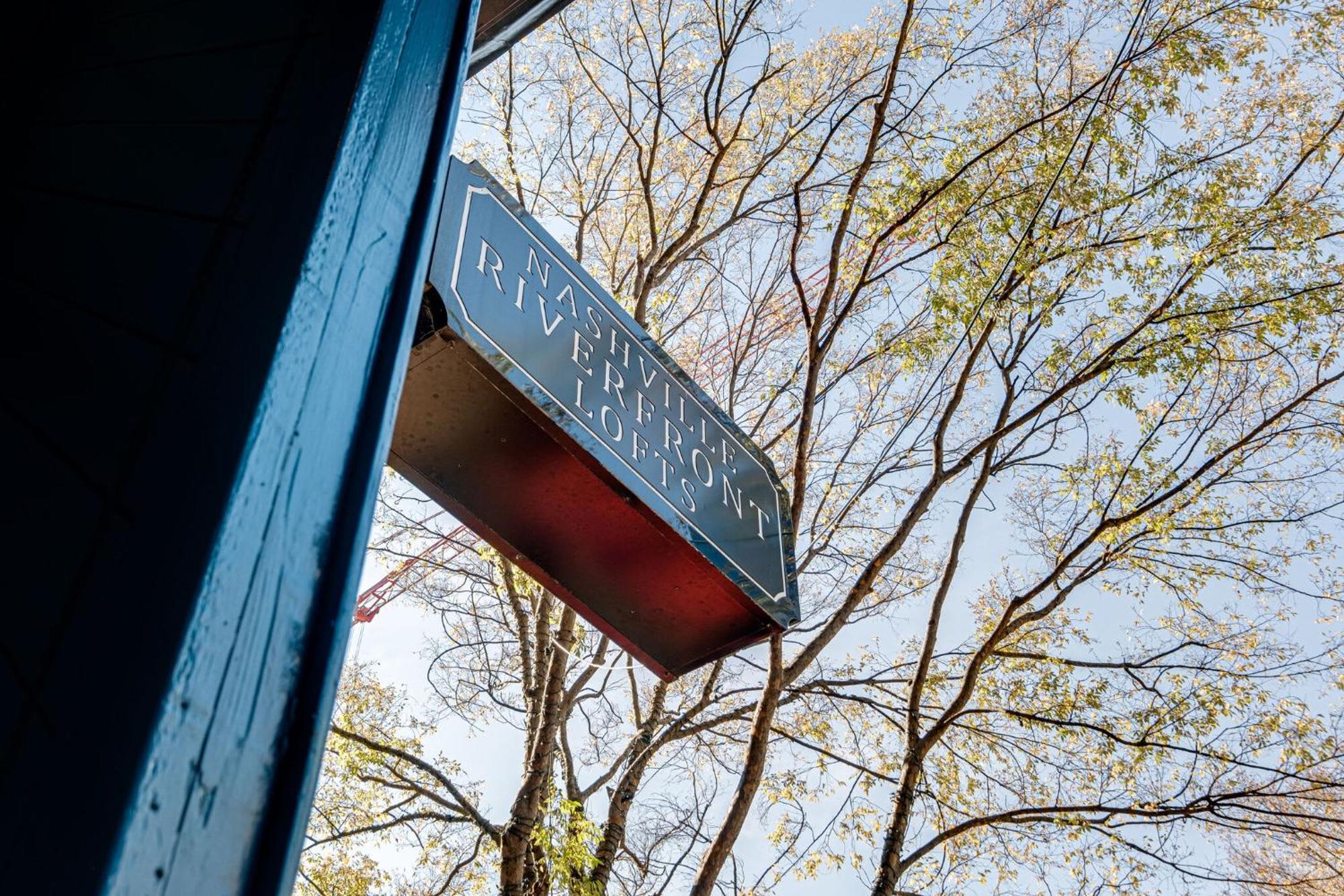 Charming Retreat For 2 Near Downtown & Broadway Apartment