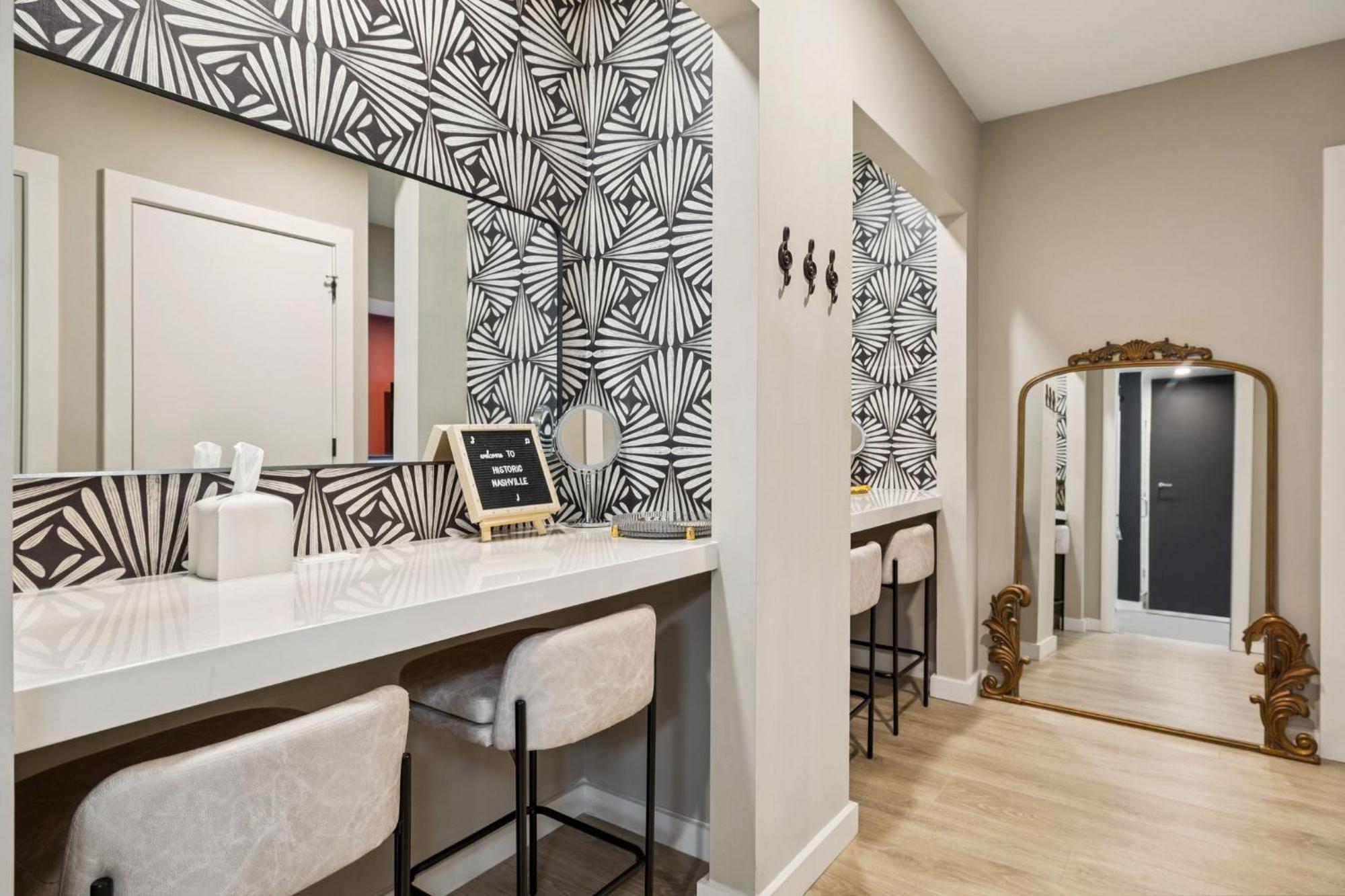 Apartment Southern Comfort Short Walk To Broadway W Pool & Gym At The Hyve Nashville