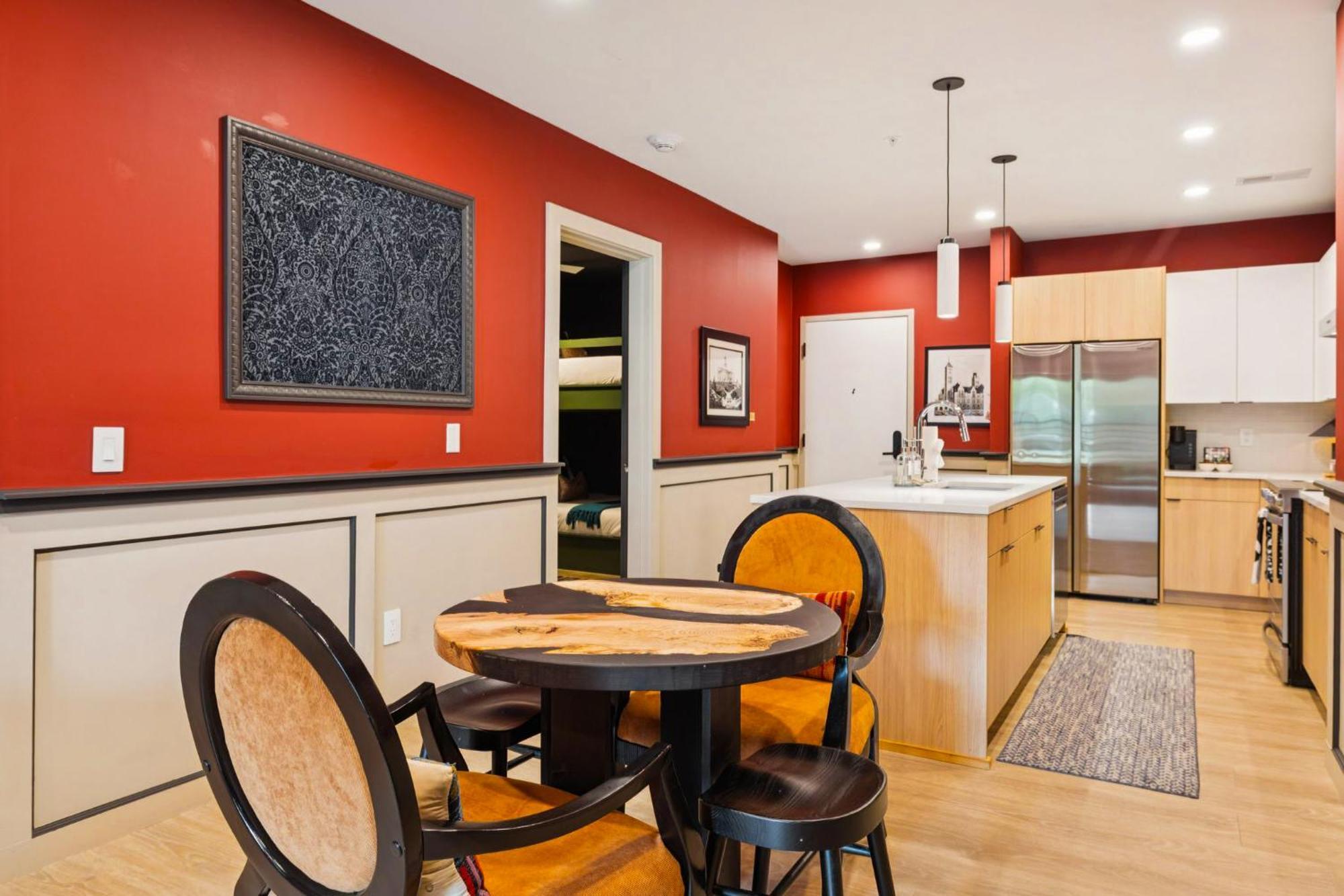 Southern Comfort Short Walk To Broadway W Pool & Gym At The Hyve * Nashville