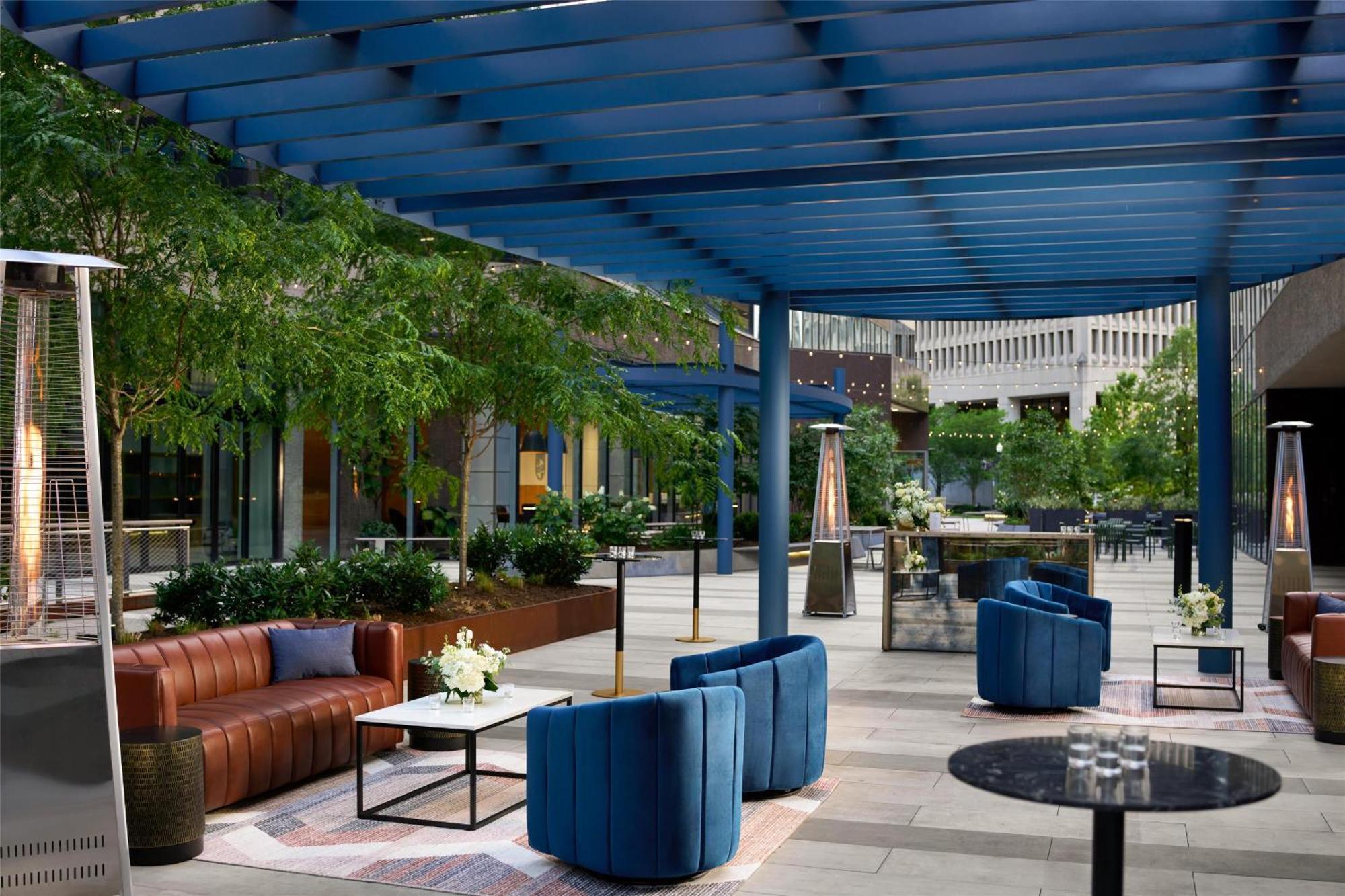 Doubletree By Hilton Downtown Nashville