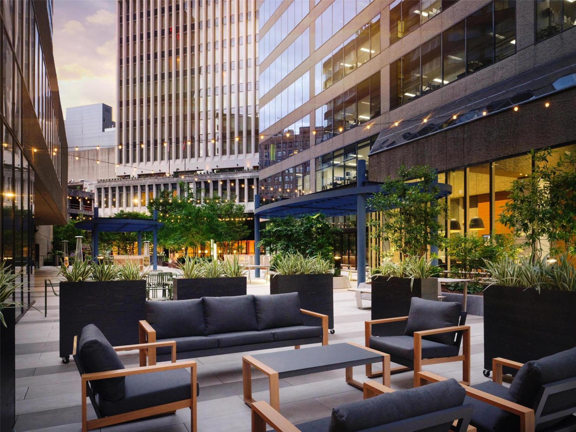 Doubletree By Hilton Downtown