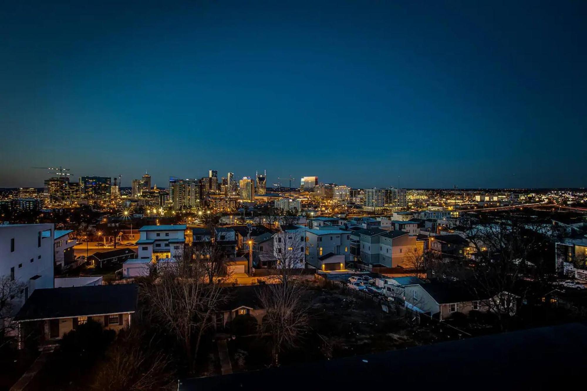 Stella | Downtown Gulch | 7 Min Drive To Broadway! Nashville