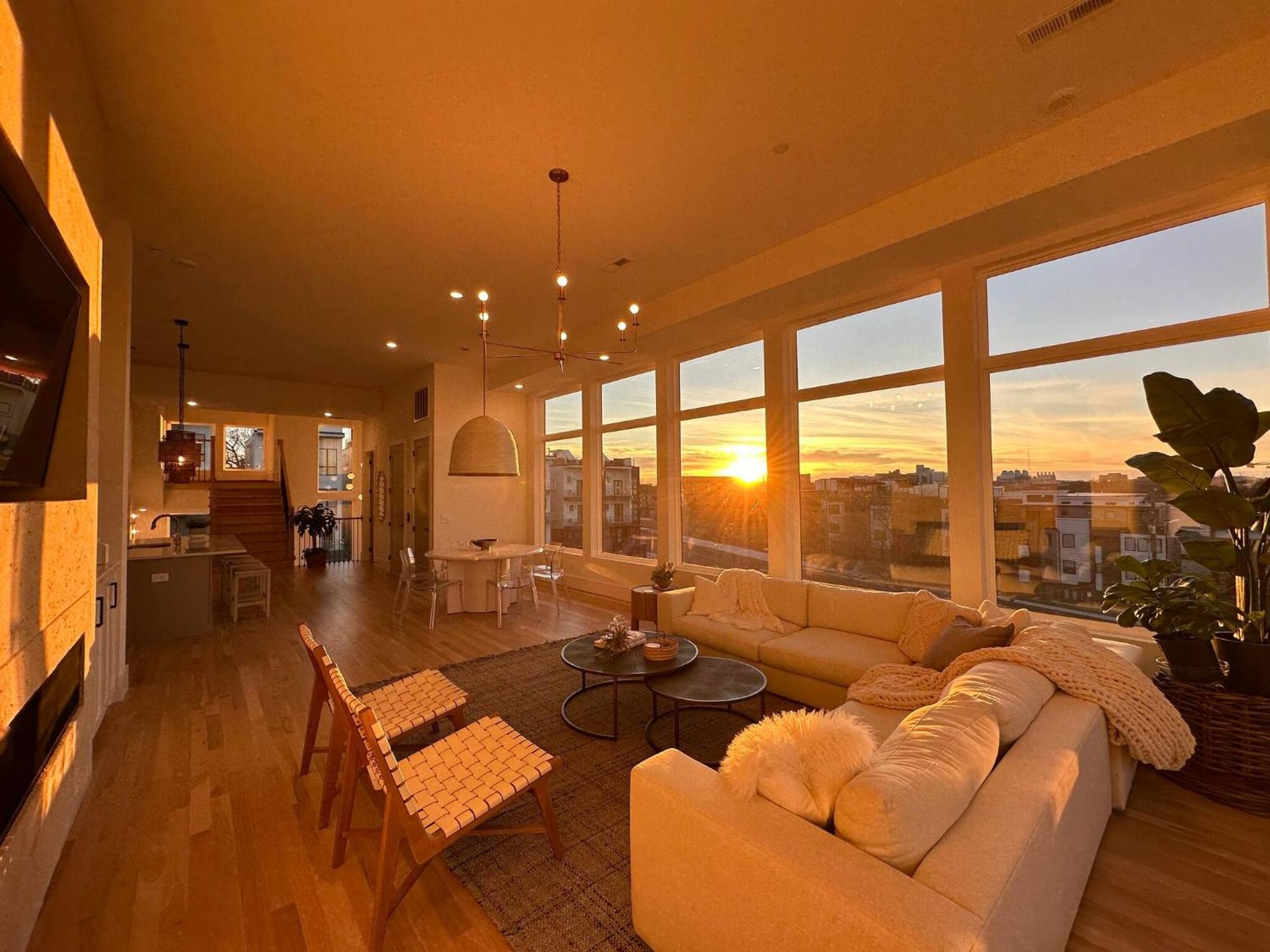 Holiday home Archer House | Hot Tub Rooftop | Downtown Luxury! Nashville