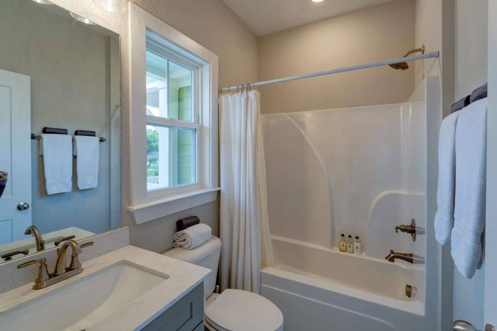 Cumberland Emerald - Walk To Dining Holiday home Nashville