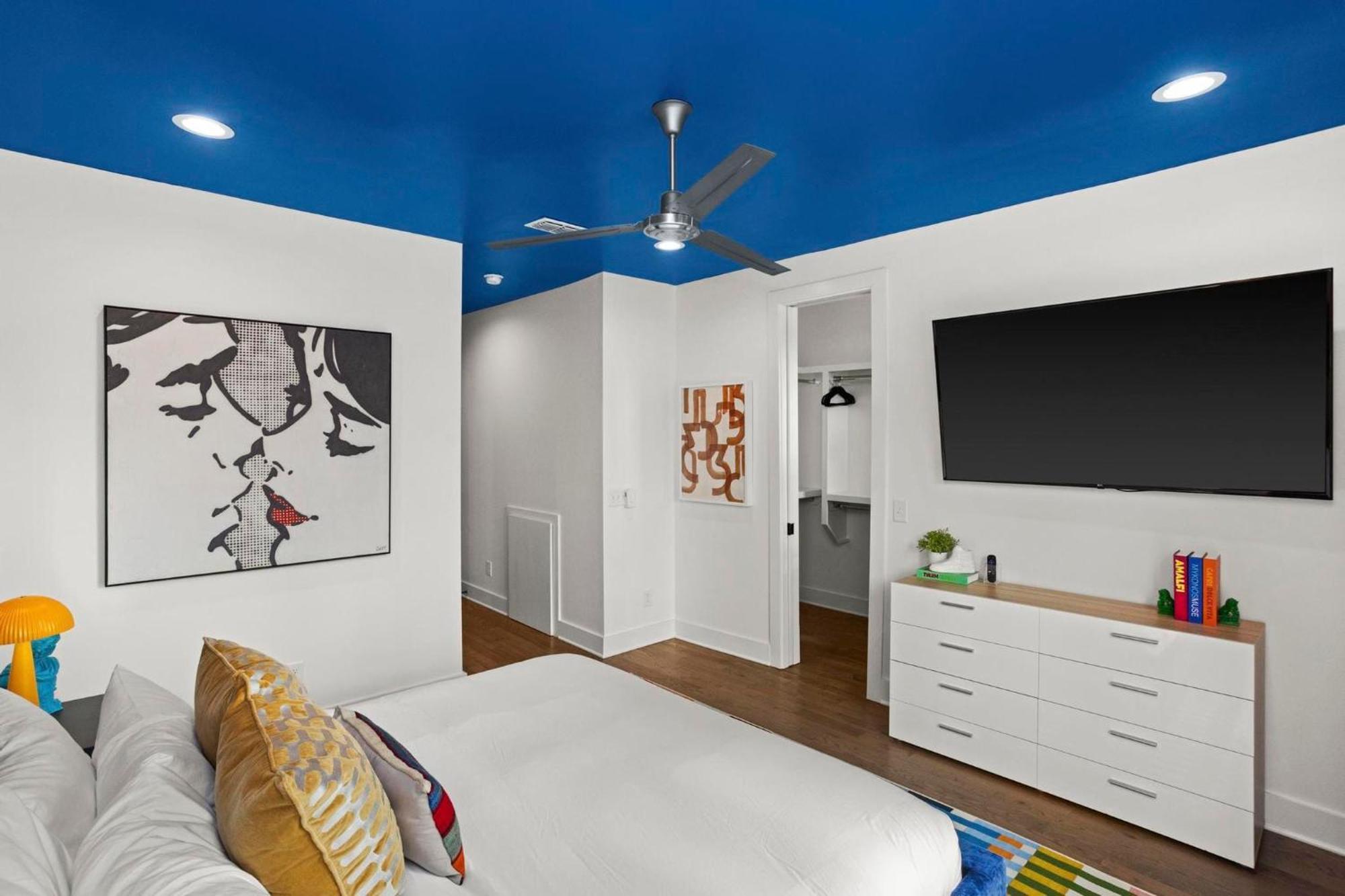 Pop Art Retreat On Legendary 8th - Walk Everywhere Nashville