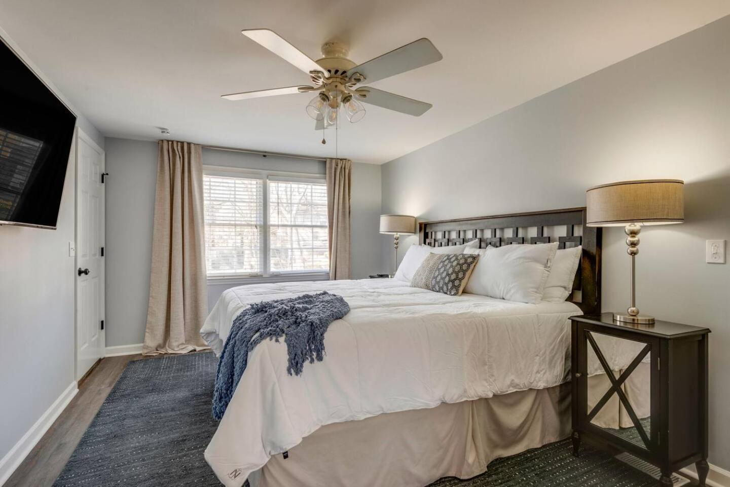 Luxury Townhouse On Music Row - Downtown Holiday home Nashville