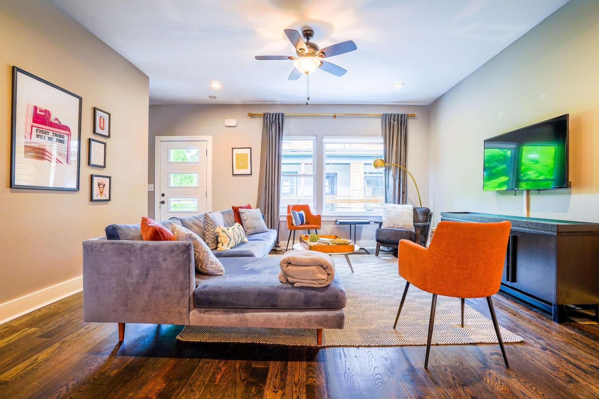 Side By Side Townhomes In East Holiday home Nashville