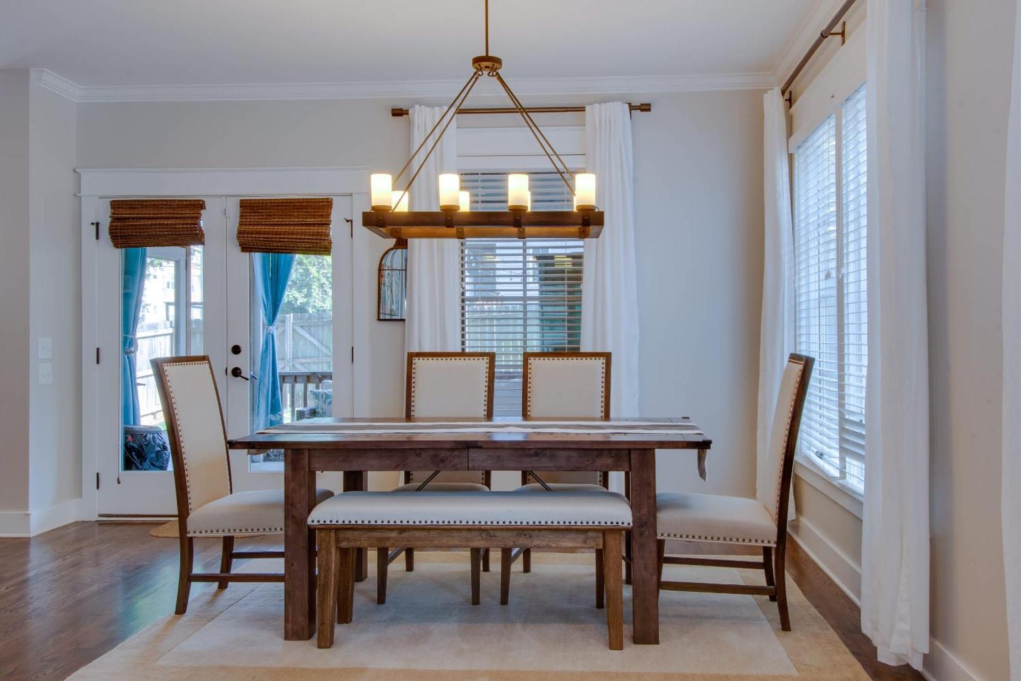 Private Backyard - Near Bicentennial Park Holiday home