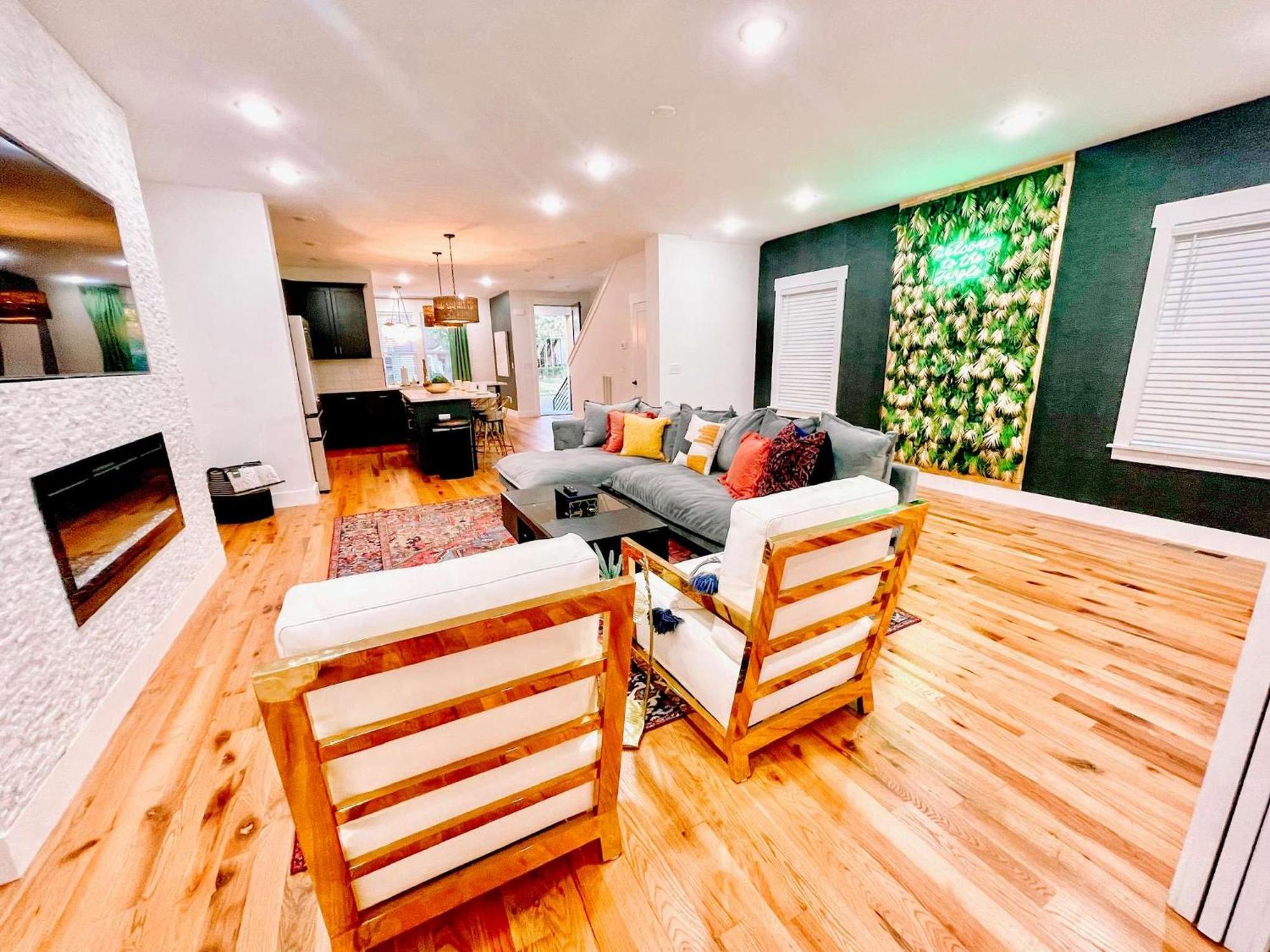 Glamorous 3 Bdr In East - Pet Friendly Nashville