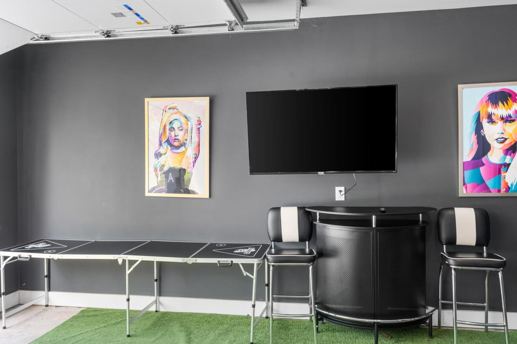 Boho Townhome For 12 Close To Dt