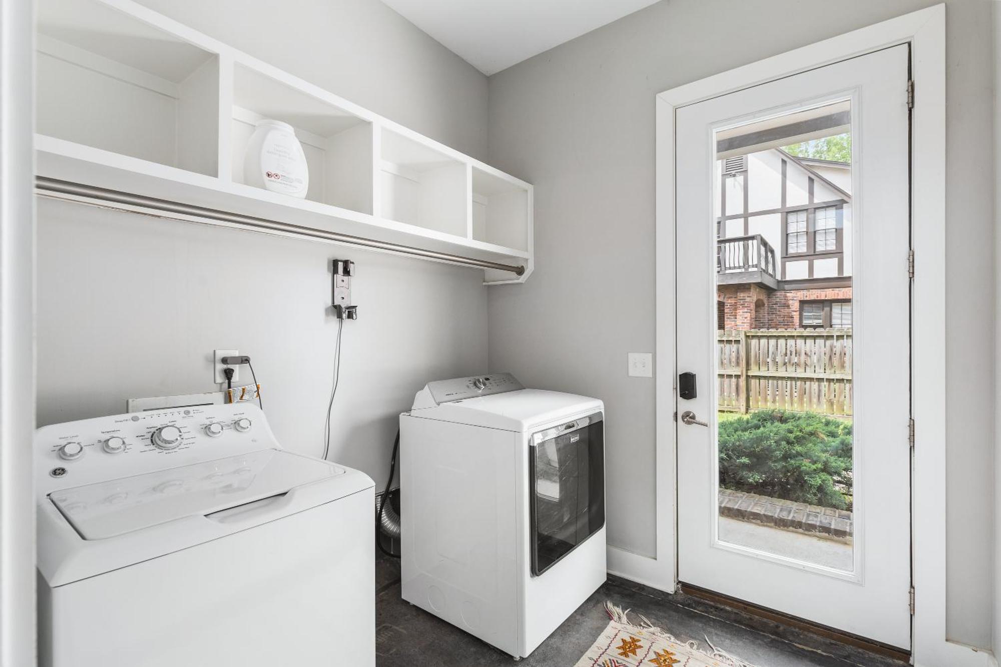 Modern Luxury With Rooftop Deck, 3 Mi To Downtown Nashville