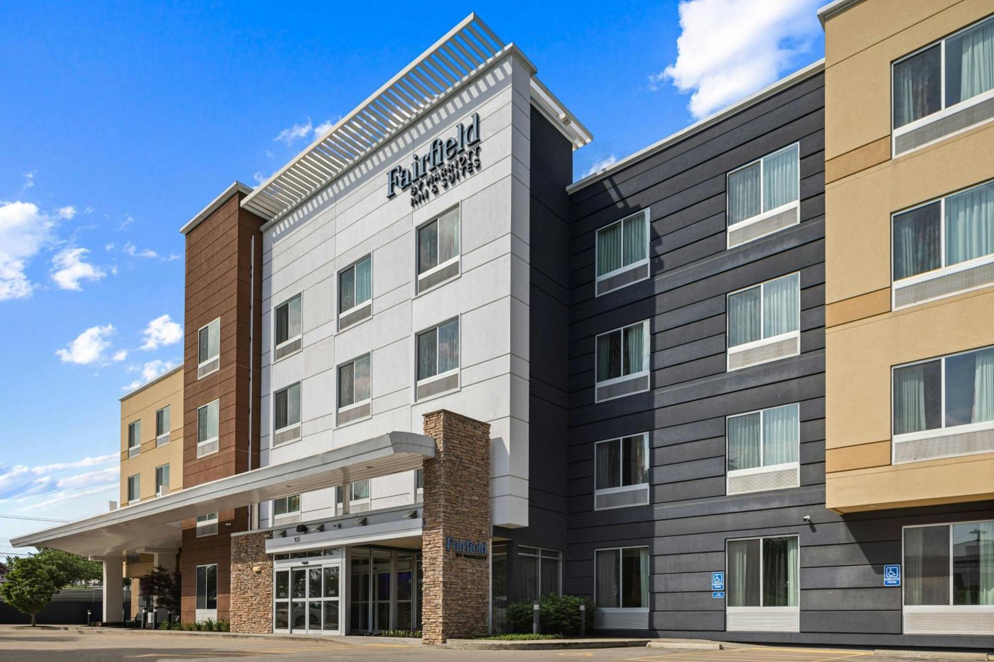 Fairfield & By Marriott Downtown-metrocenter 3*