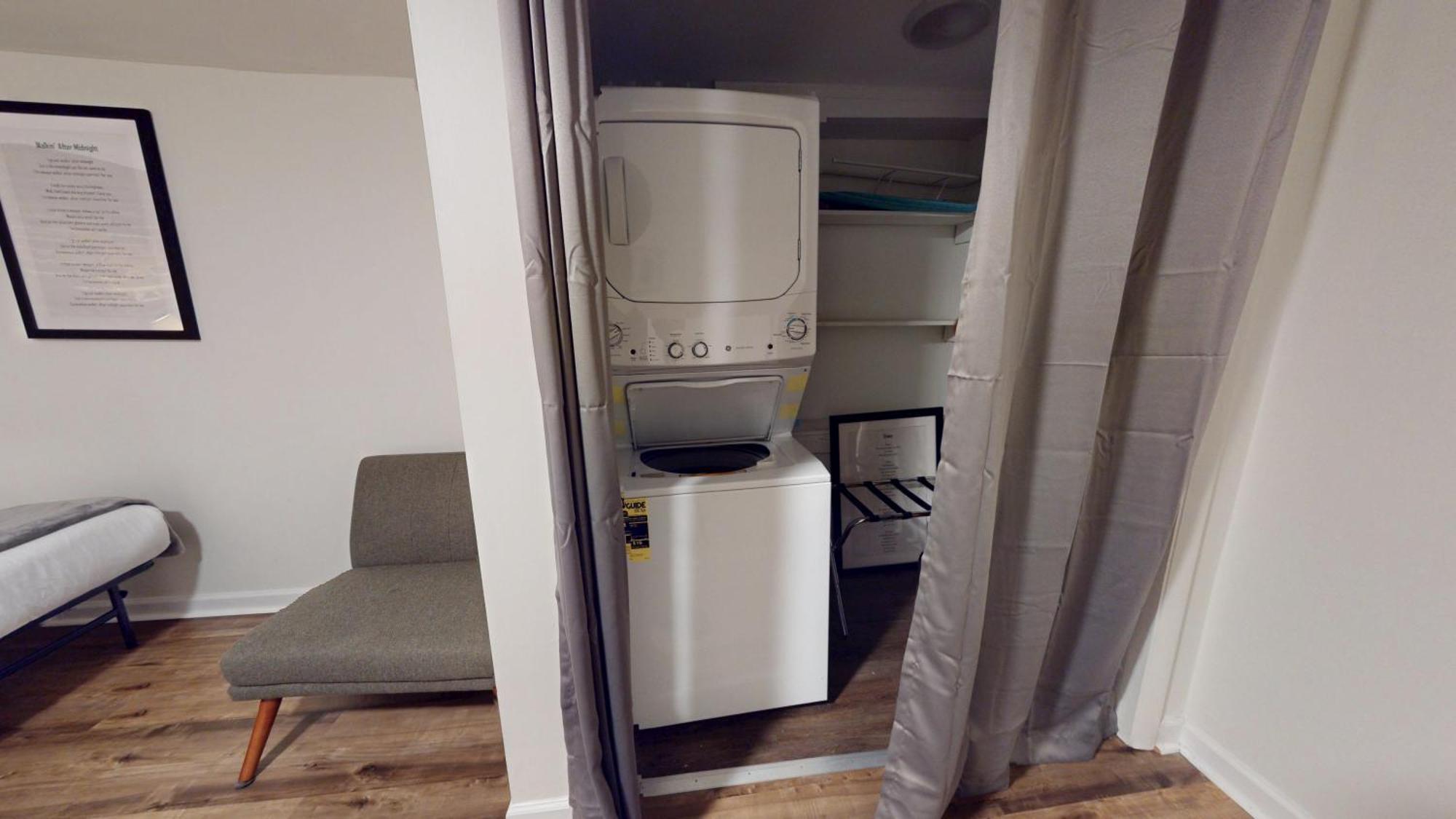 The Lofts At 107 *