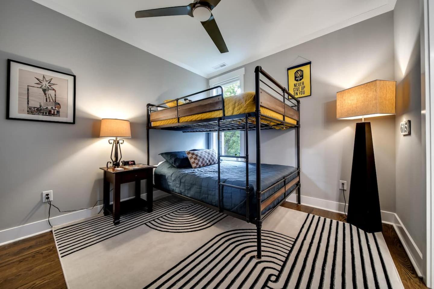 Beaus Oasis - 3 Miles To Dtwn Holiday home