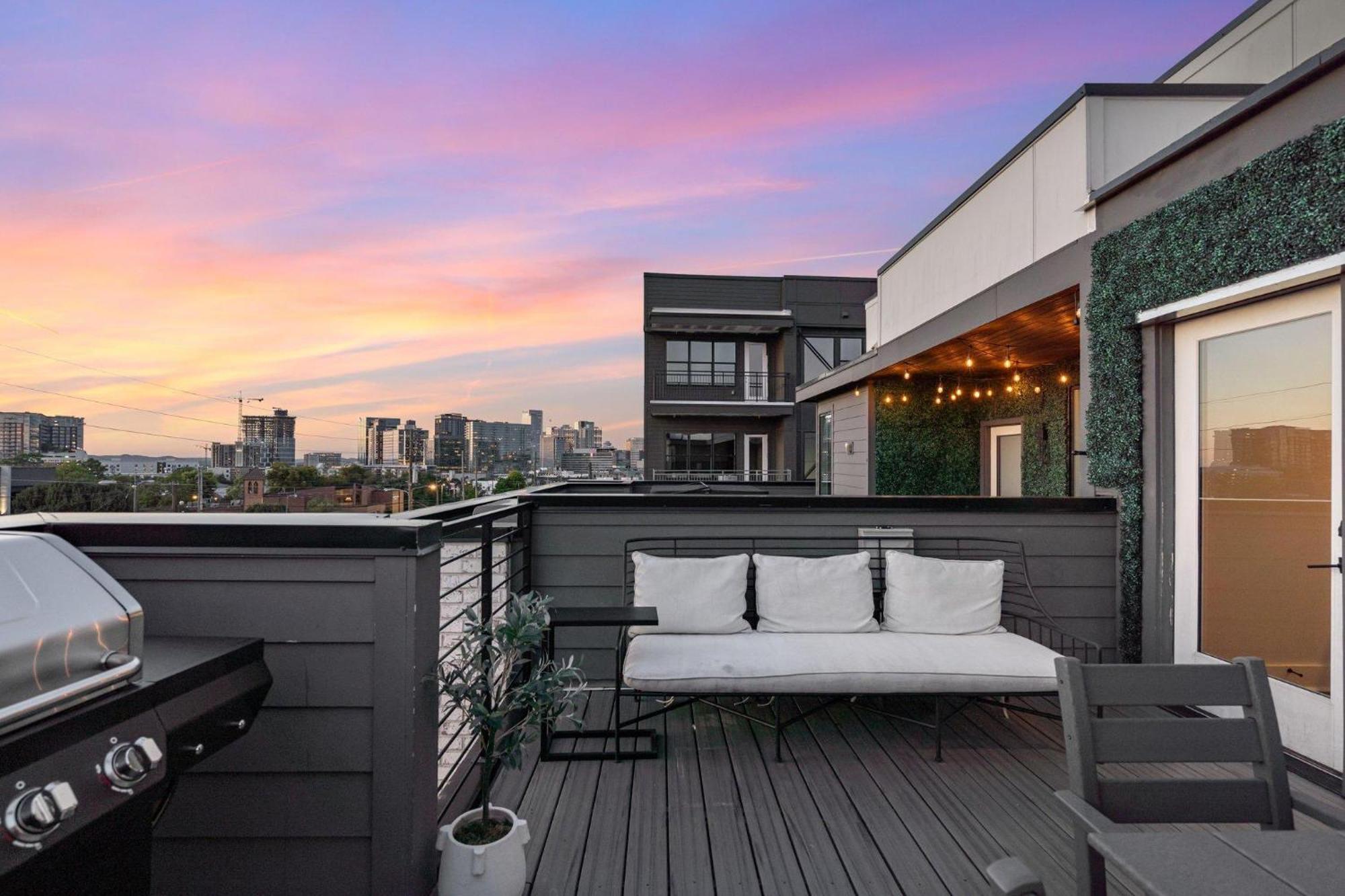 Luxe-cowboy Country-patio Hot Tub-downtown Living Holiday home Nashville