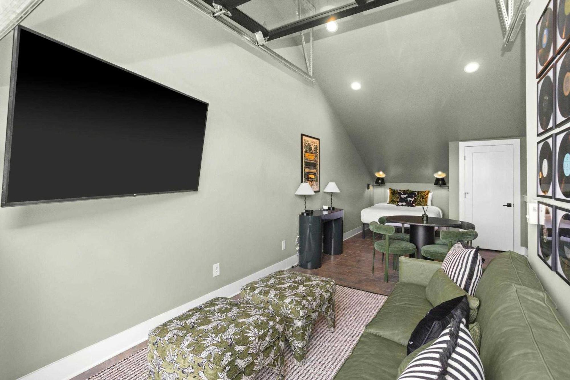 Holiday home Mix At 8th & Argyle Elite Vacation Spot Nashville