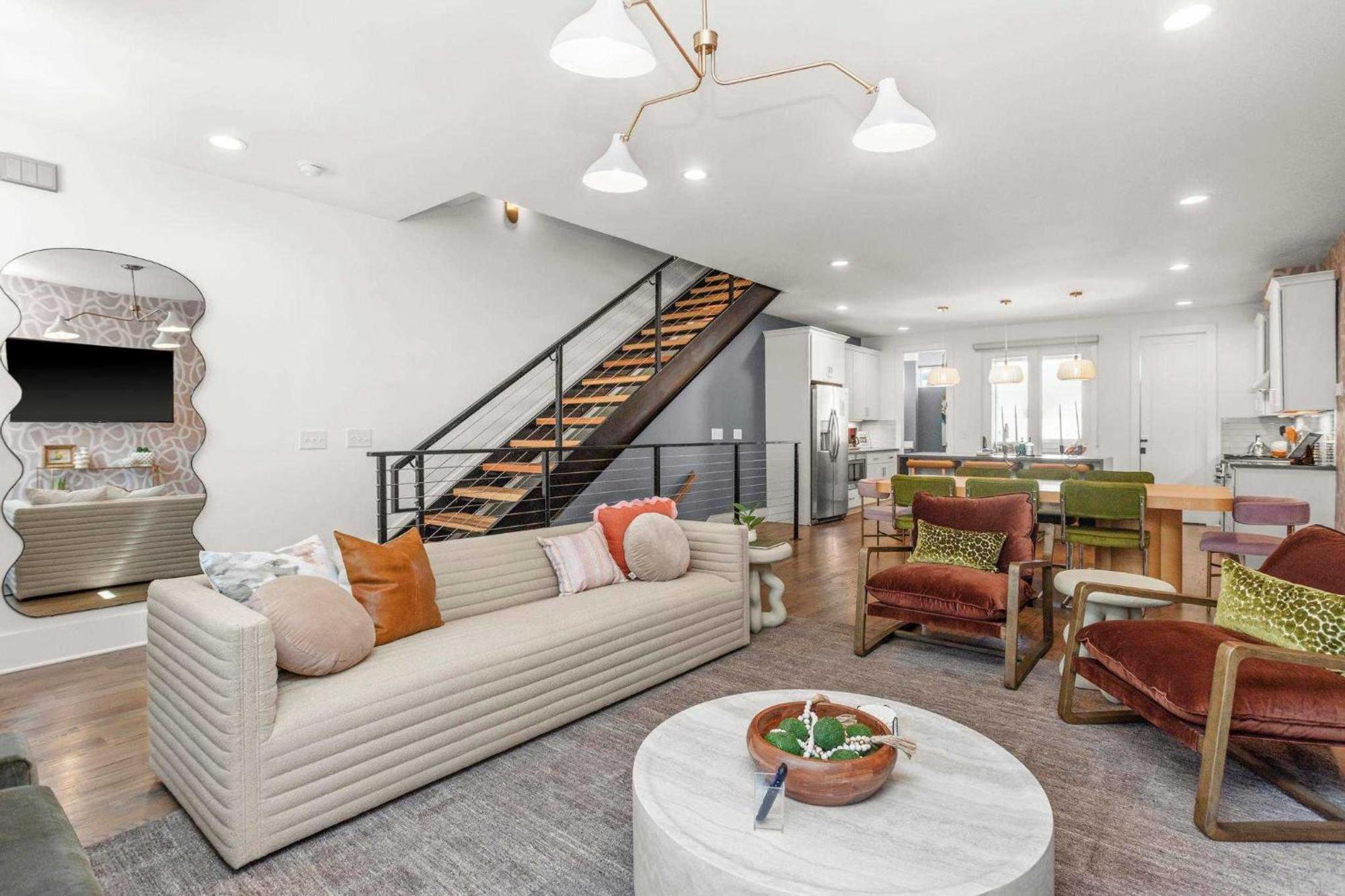 Holiday home Luxe At 8th And Argyle Elite Vacation Spot *