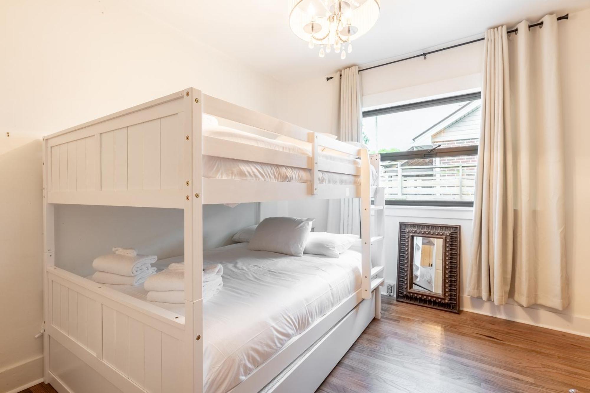 Riverside Holiday home *