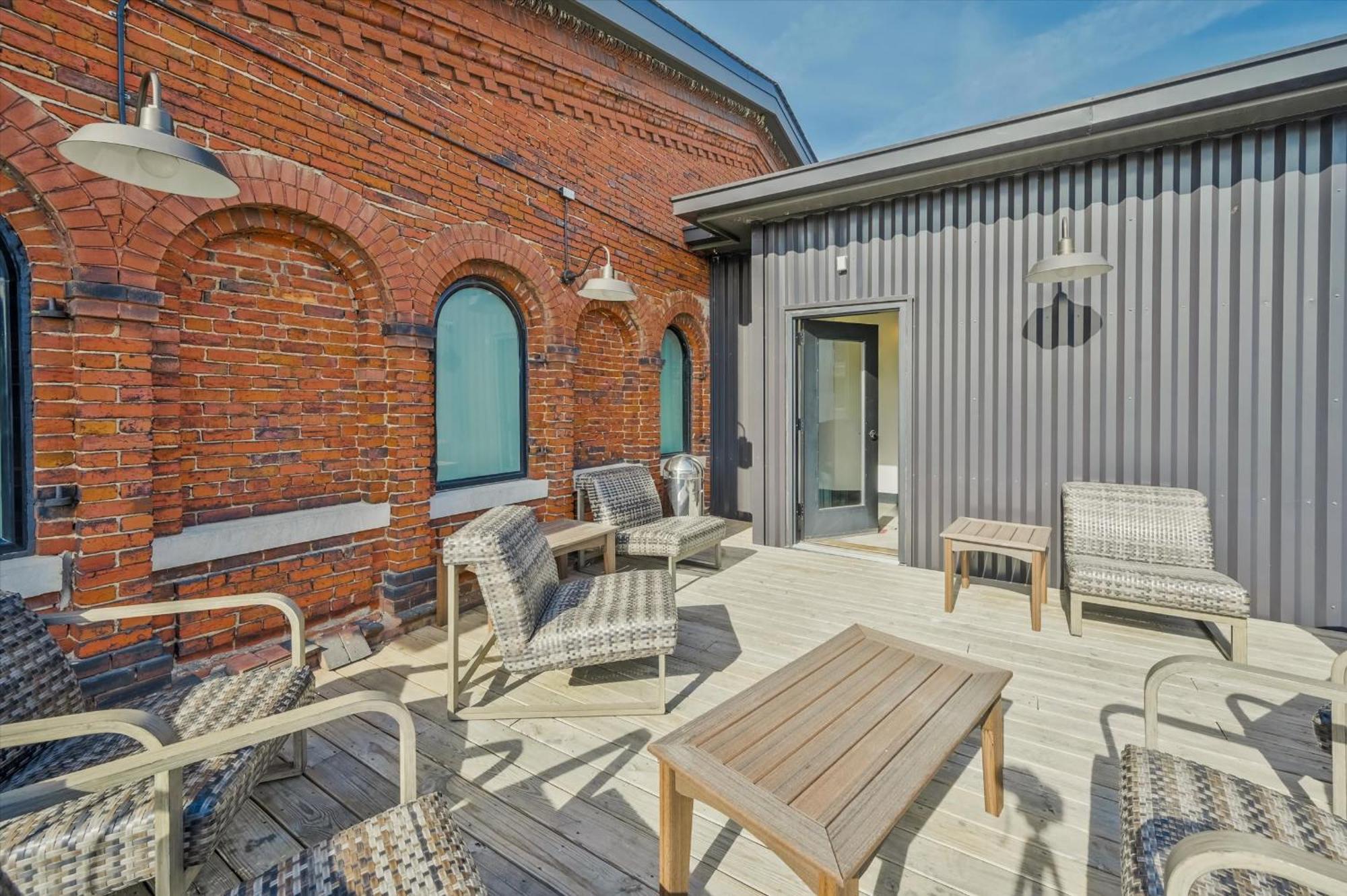 Luxe Loft With Speakeasy Parking And 2 Mi To Broadway Apartment Nashville