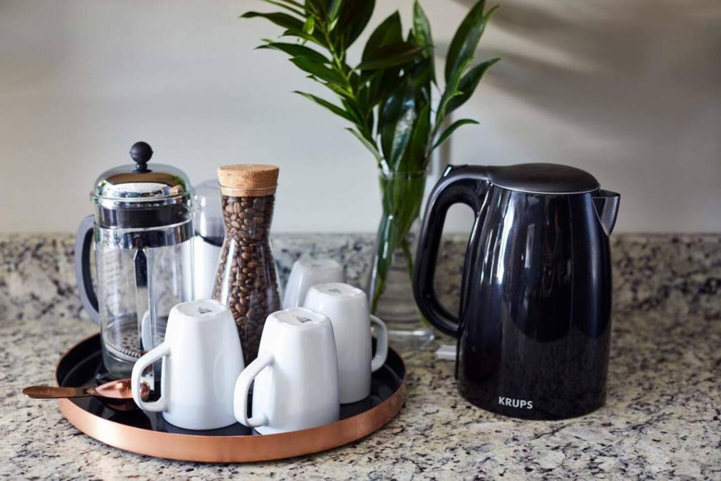 Aparthotel Heart Of 12 South, Near Downtown, Park Free - #2 Nashville