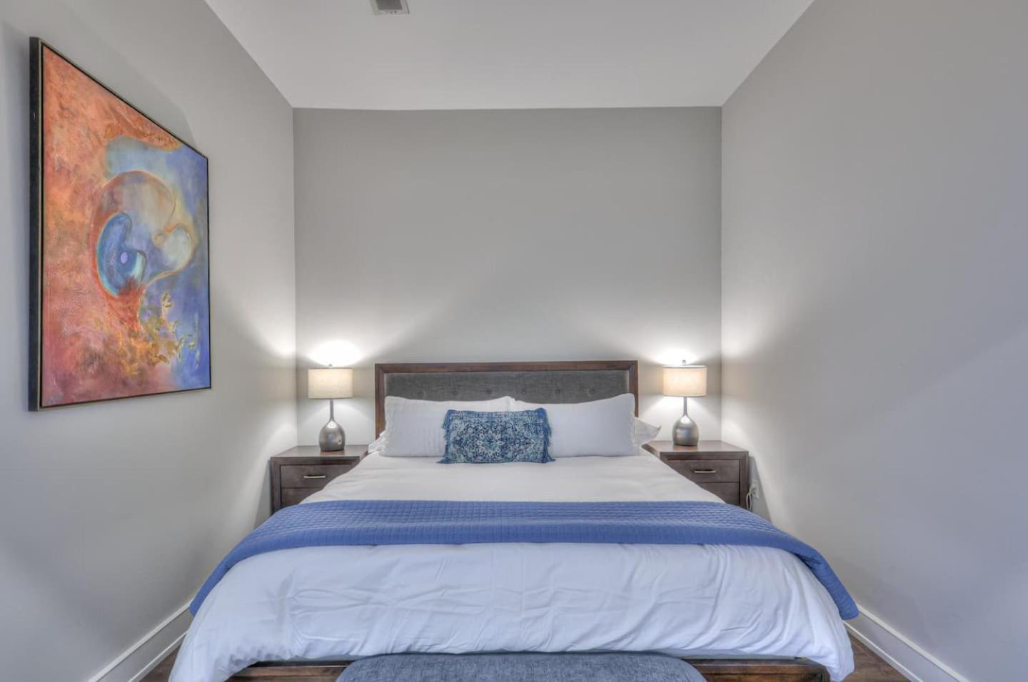 Boutique In Heart Of Dynamic 12 South #203 * Nashville